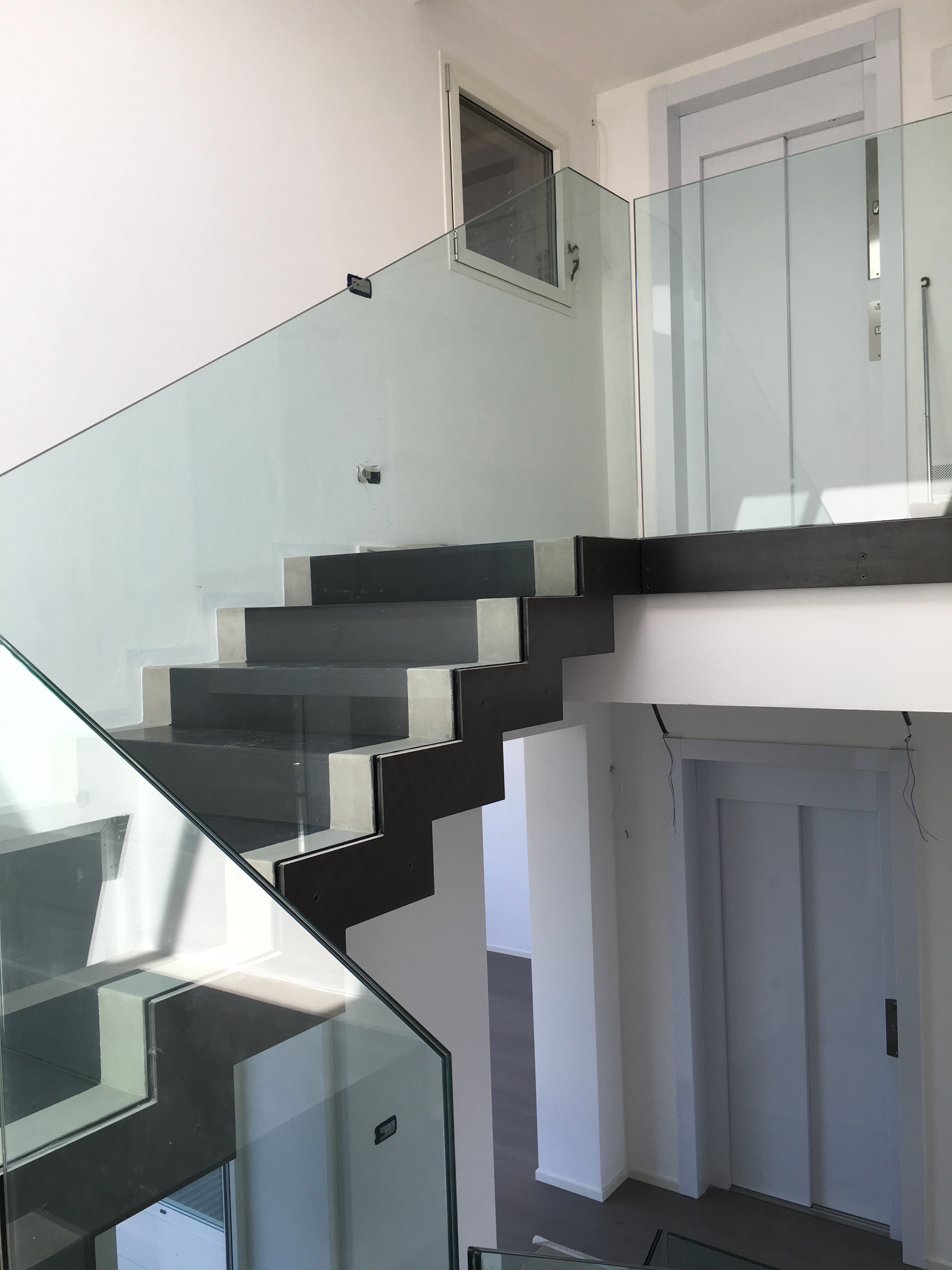 私人住宅的现代精致室内设计-25