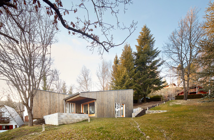 森林山间 | 木质通风的山居设计-9