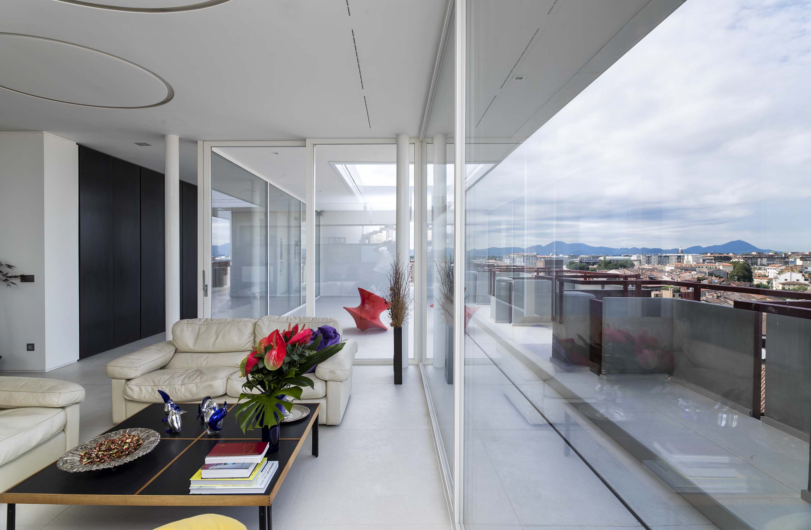 意式风情 Padova 顶层公寓的 360°全景视野-6