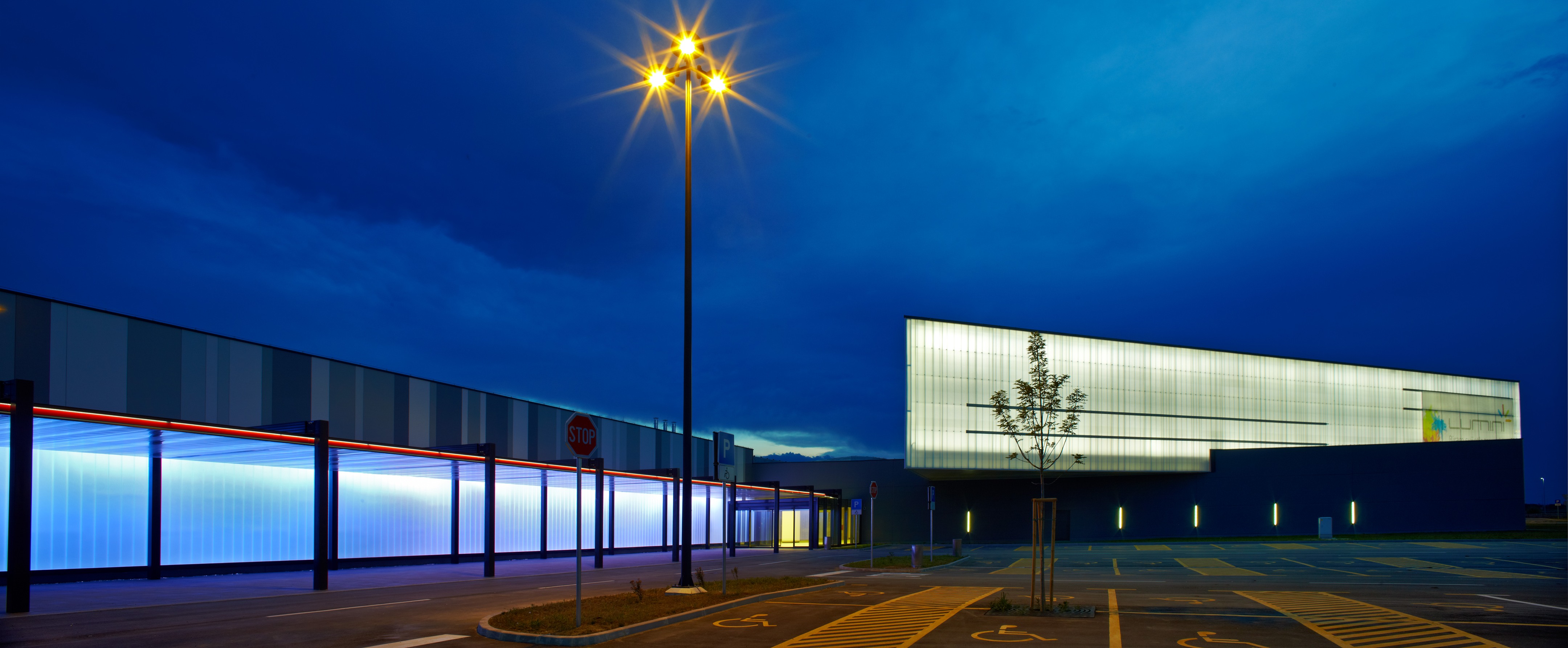 Lumini 购物中心照明设计-2