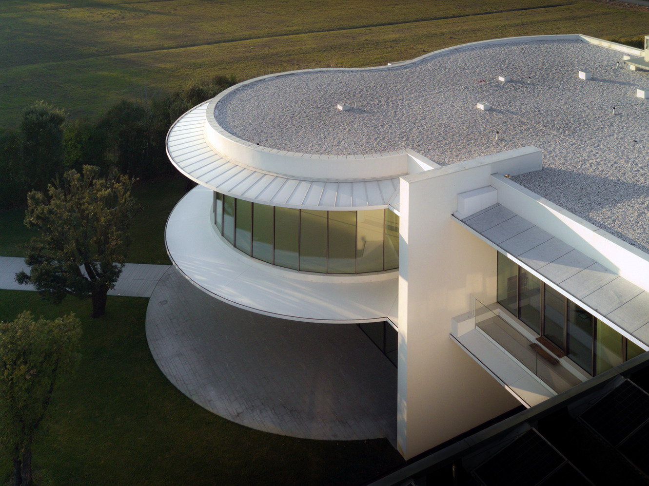 意式风格的 Secco Sistemi 总部办公空间设计-57