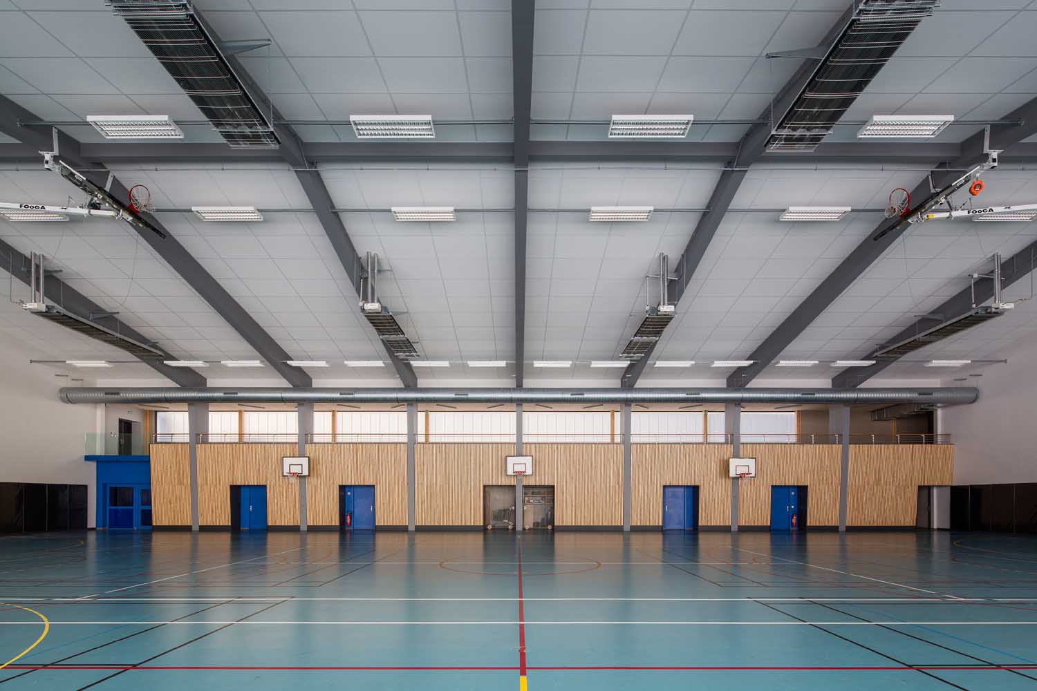 圣马塞尔林卡里尔体育馆修复-9