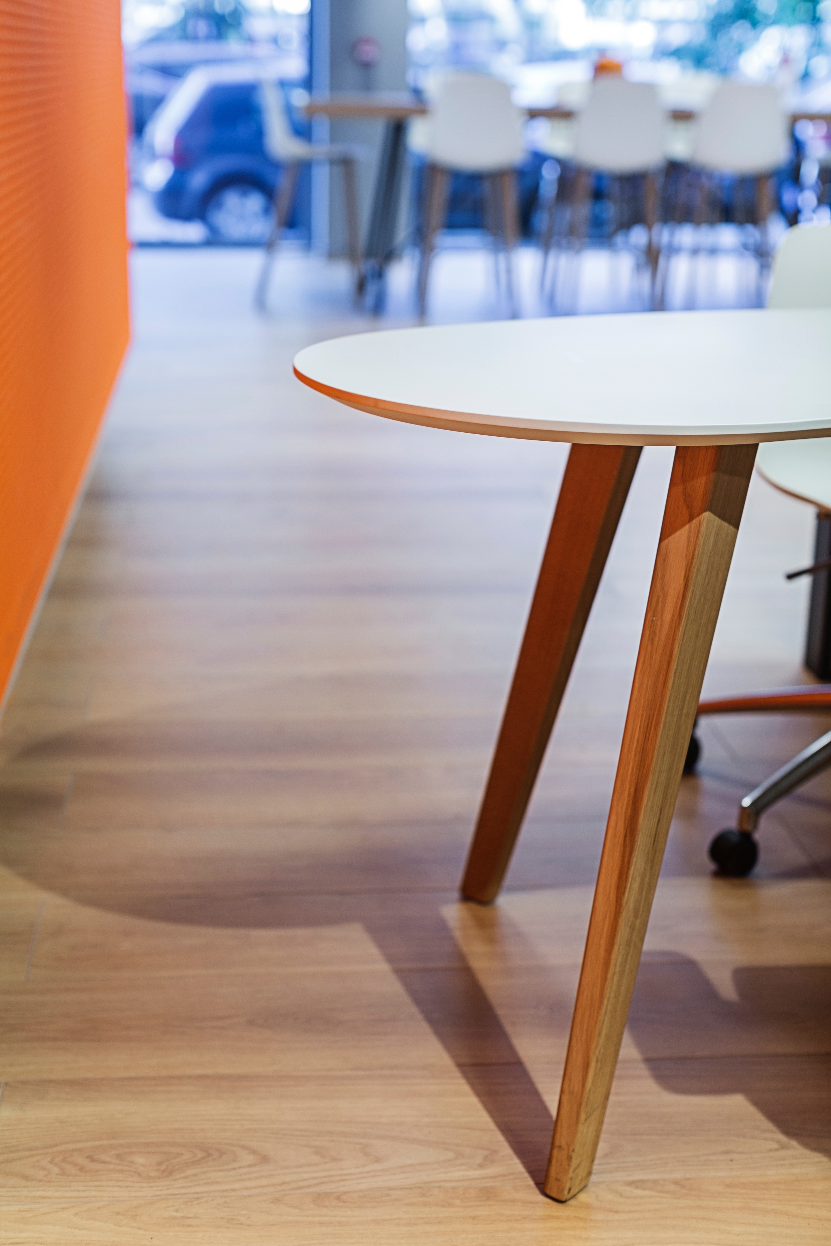 灵活多变的新银行空间 | ING 意大利分行新形象设计-17