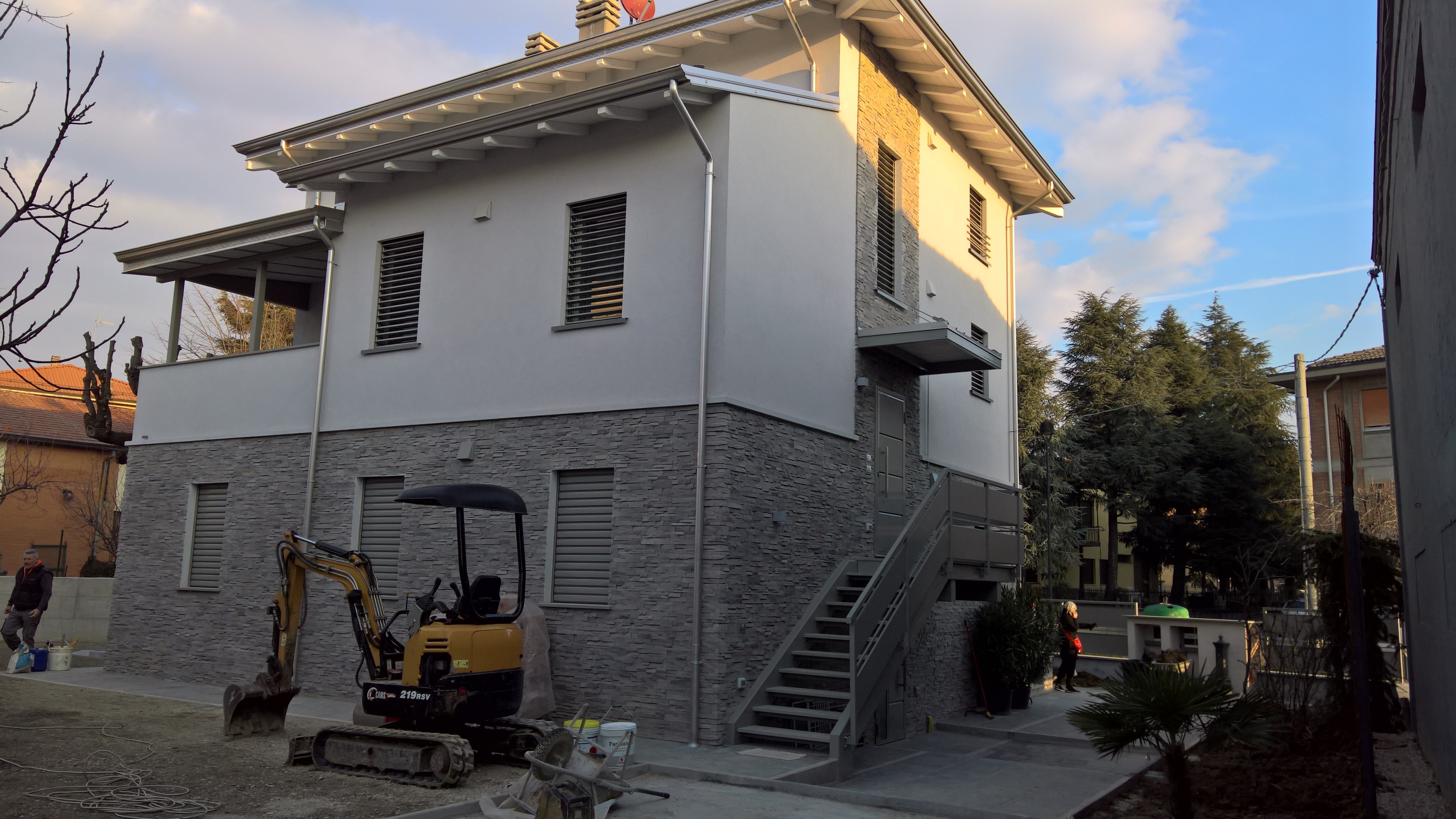 双家庭别墅翻新记-2