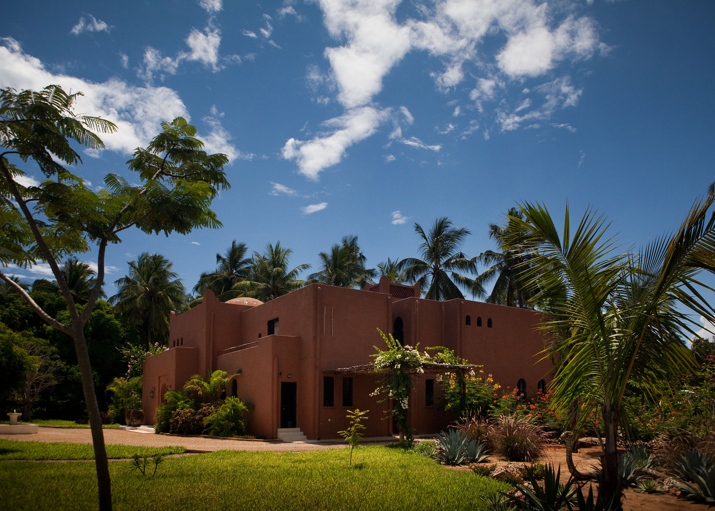 融合本土元素的梦幻家园-11