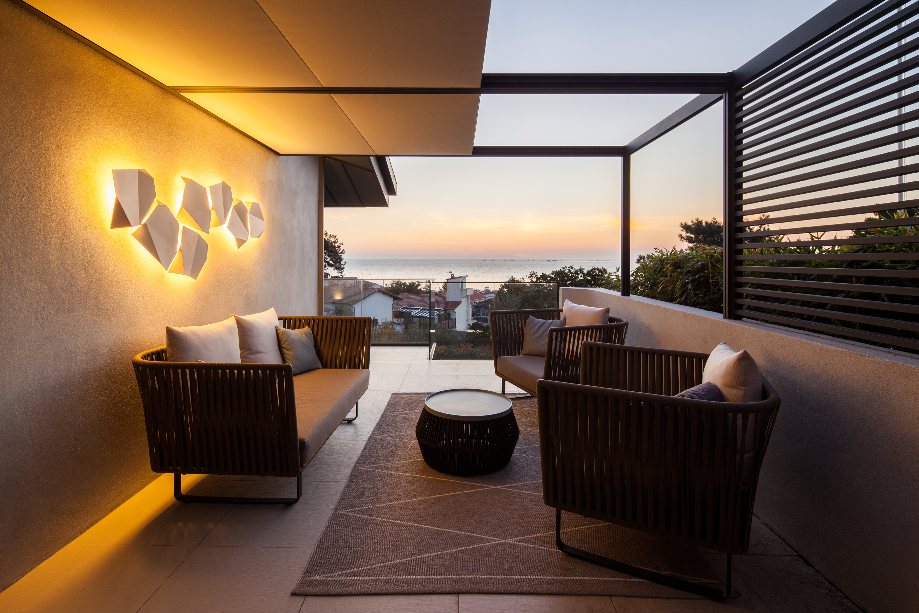 融合环境的法国海岛别墅设计-0