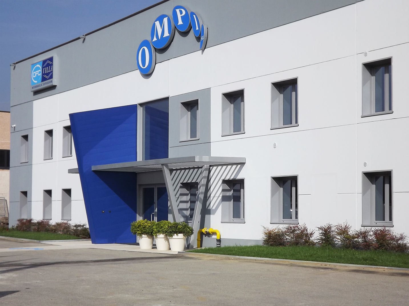 意式工业风厂房翻新，现代与传统交融-1