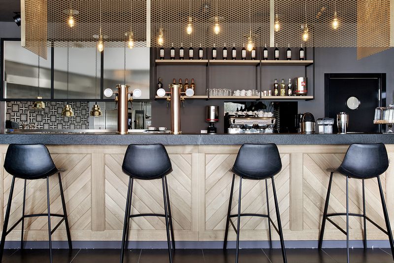 波兰餐厅 Motlava 的现代设计-10