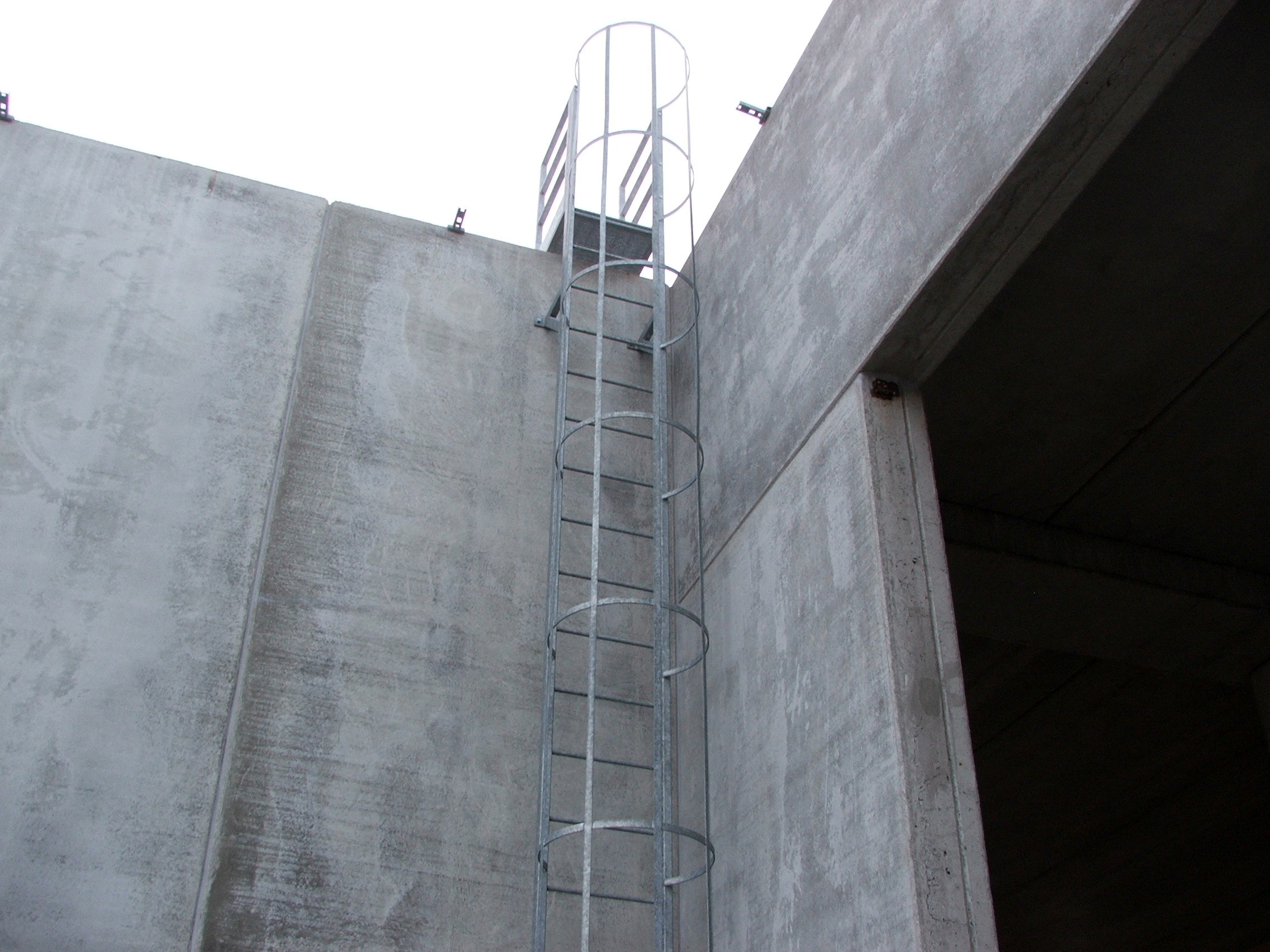 2013 年完成的 Direzionale 办公楼 | 精简现代的设计风格-40