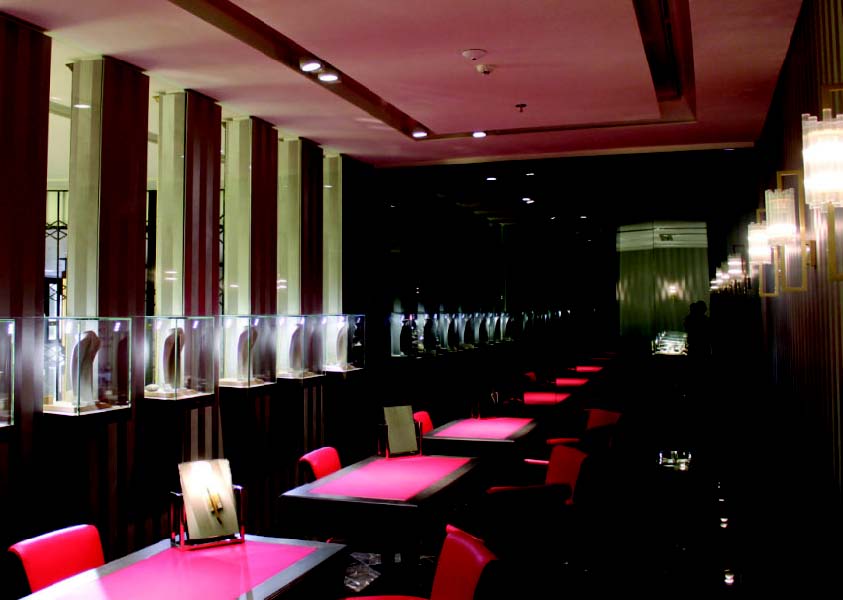 Emporium Men | 阿塞拜疆巴库的多品牌商店设计-18