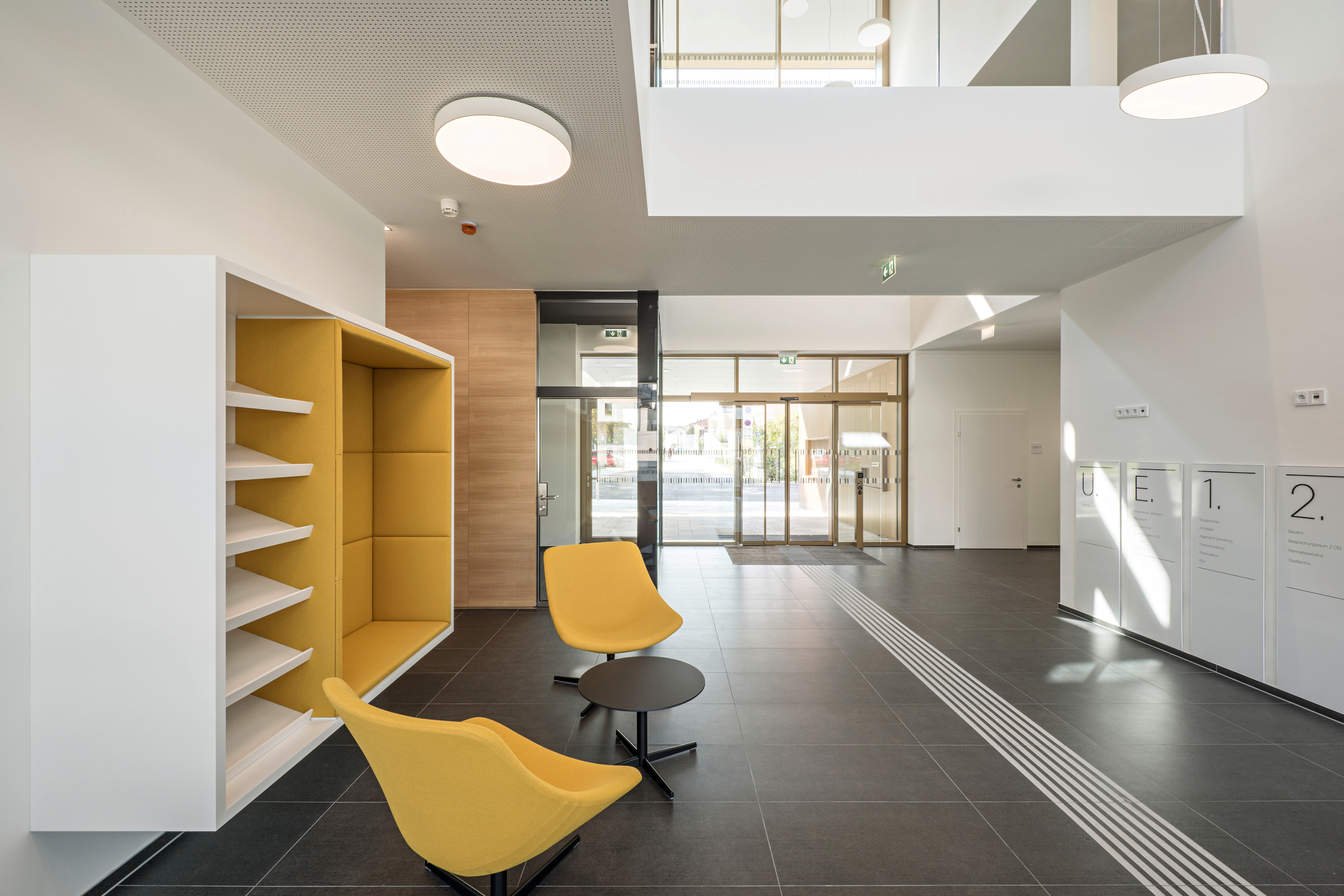 2018 年完成的政府机构室内设计项目-9