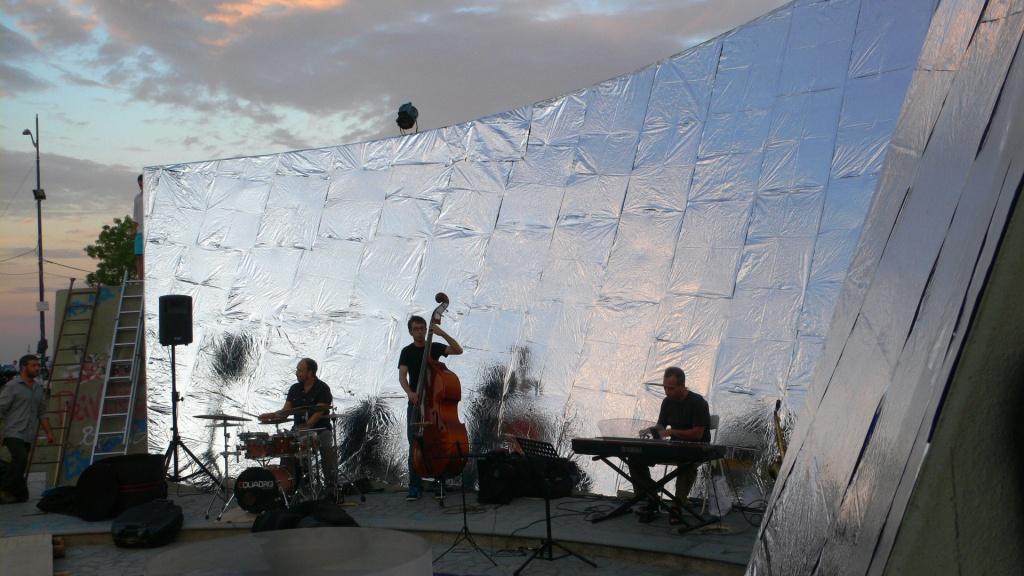 2013 年完成的“另一个视角”建筑展-20