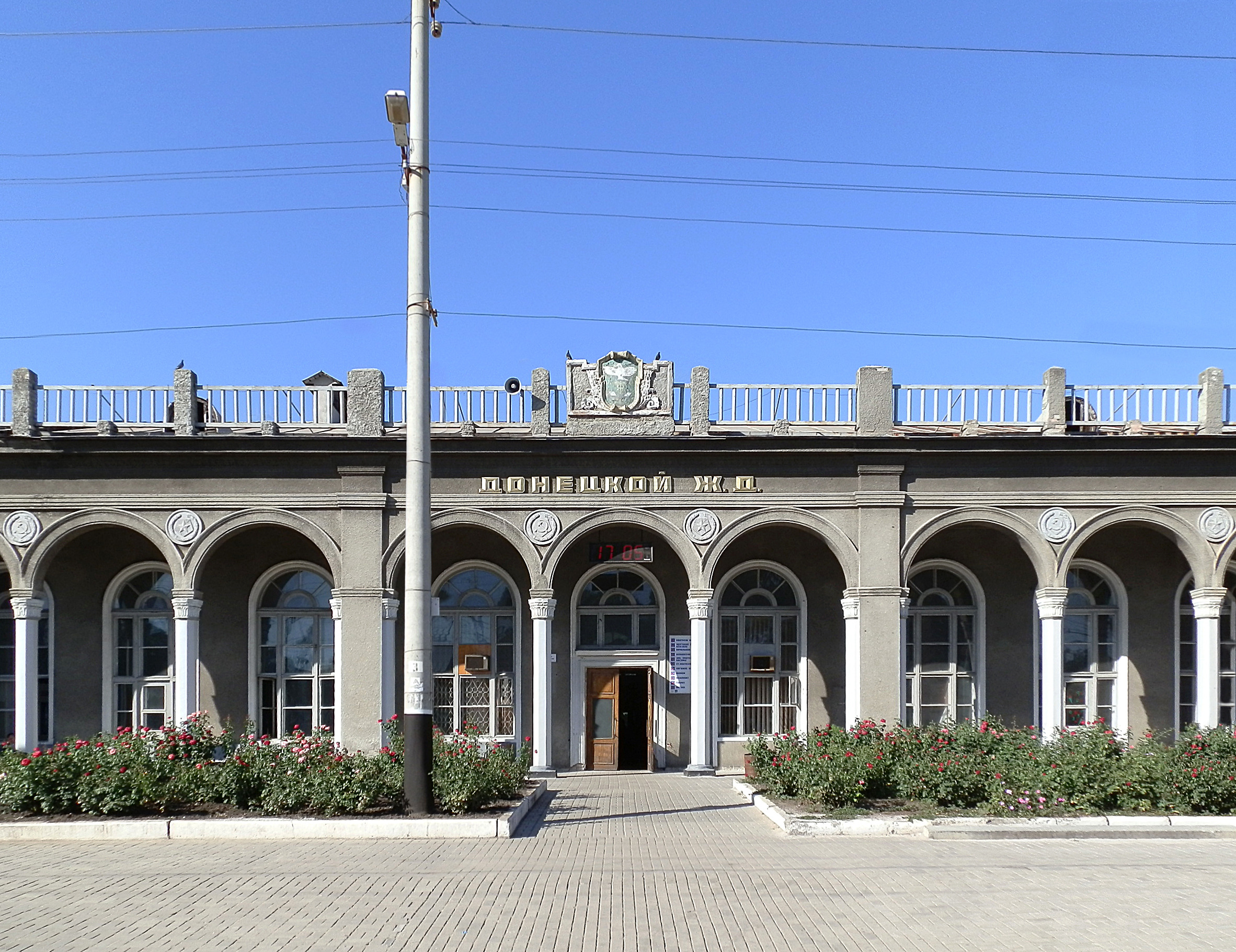 乌克兰斯洛伐茨克火车站室内设计案例分析-5