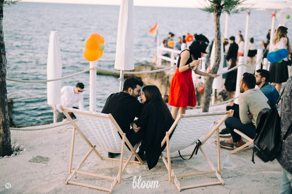 2013 年完成的 Bloom 海滩酒吧 | 木质结构与海洋风情的完美融合-7