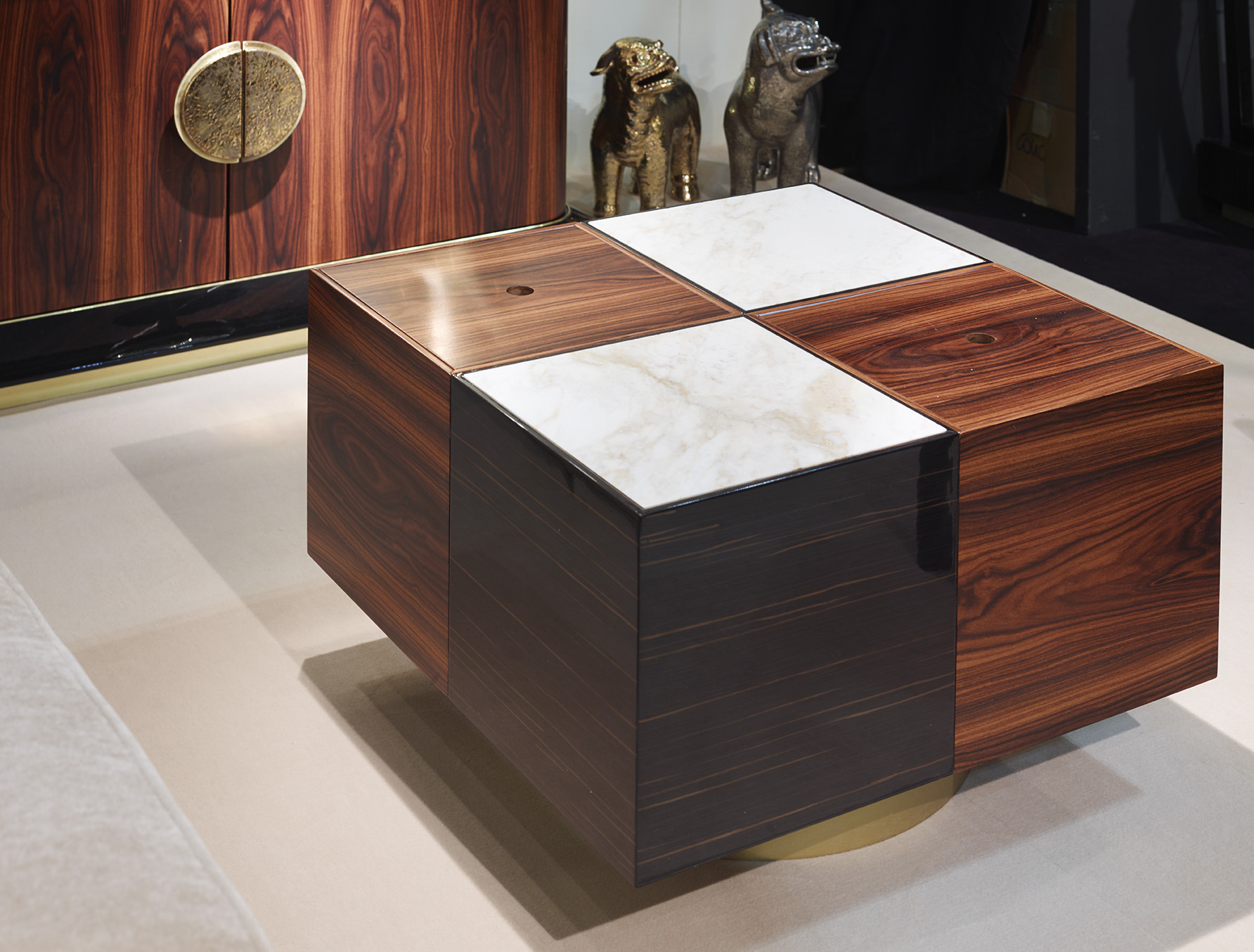 2015 年米兰家具展临时展位设计-7