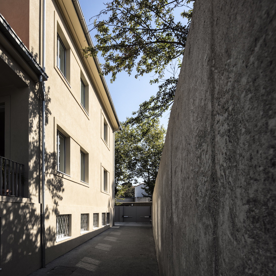 色彩点亮生活，翻新打造现代宜居空间-44