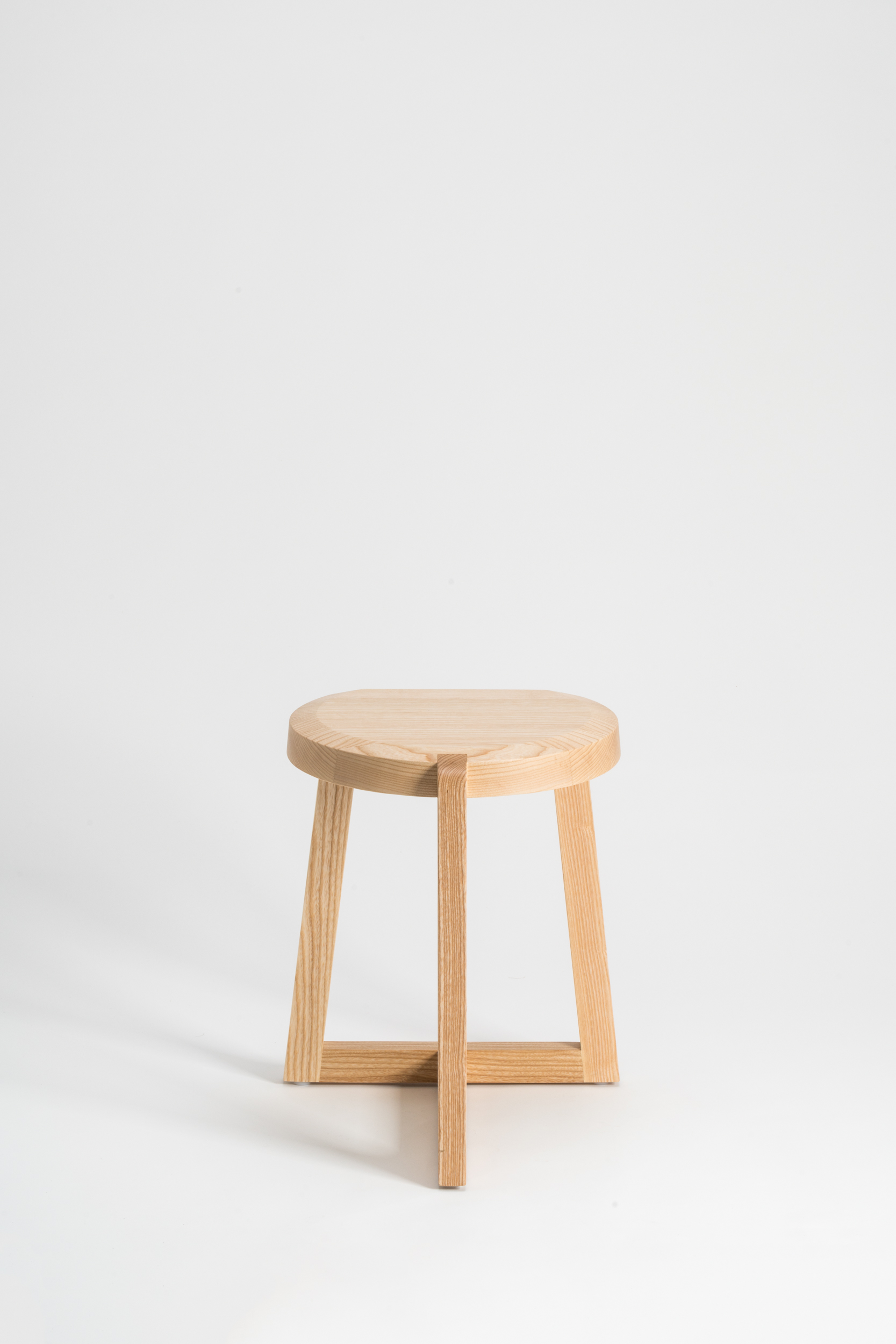 极小凳子“牡蛎”-1