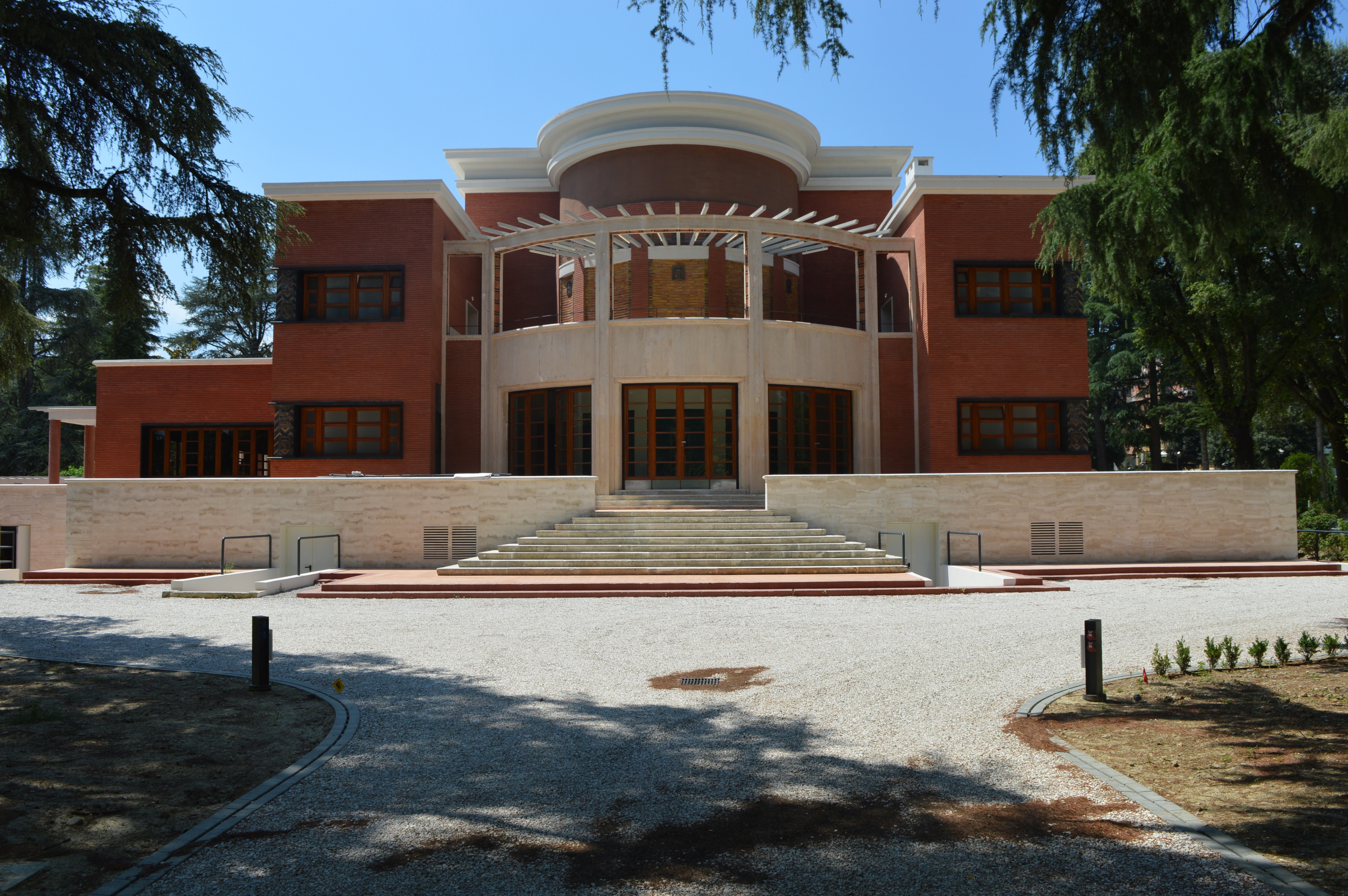 意大利温泉公园历史建筑复兴-11