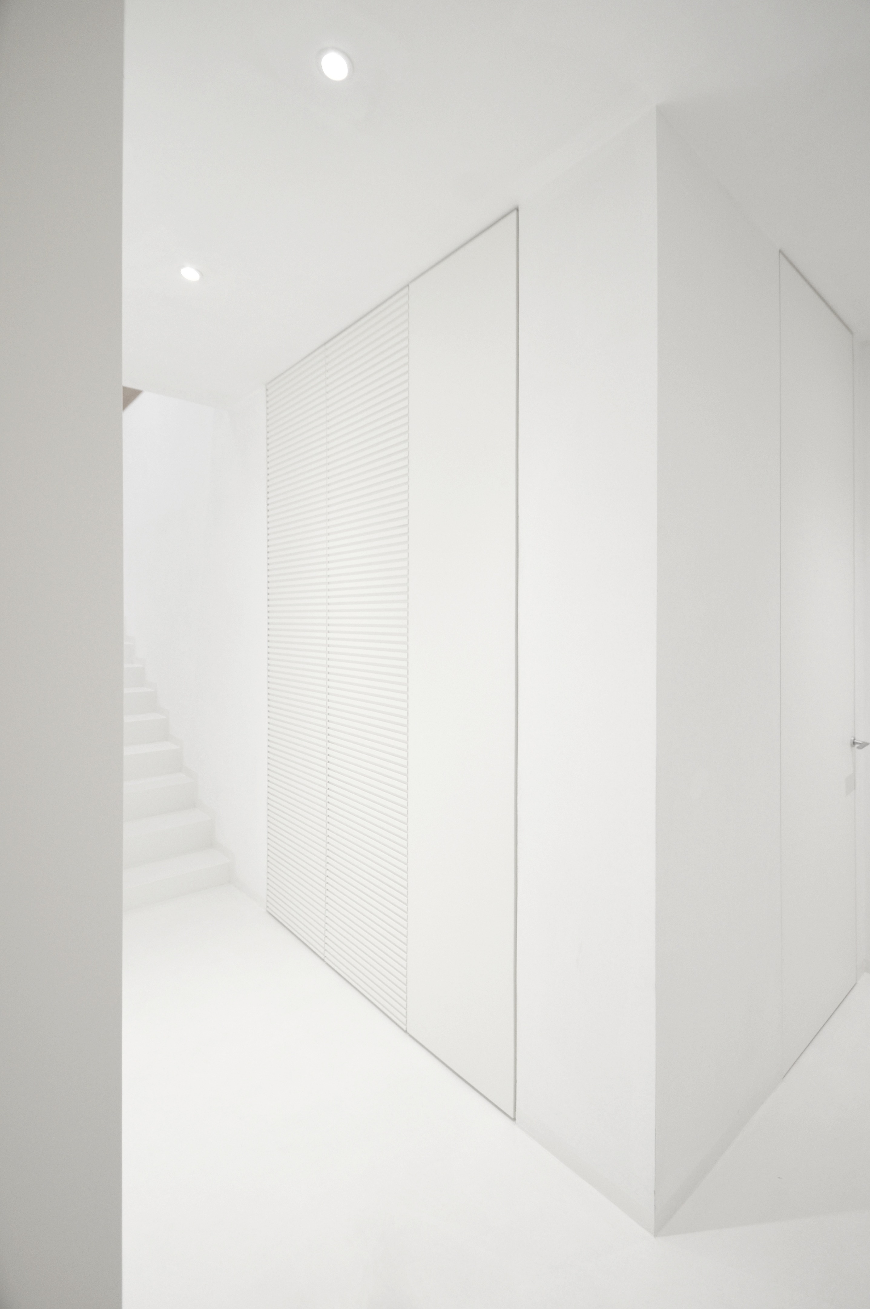 简约白色调，城市美景尽收眼底-14