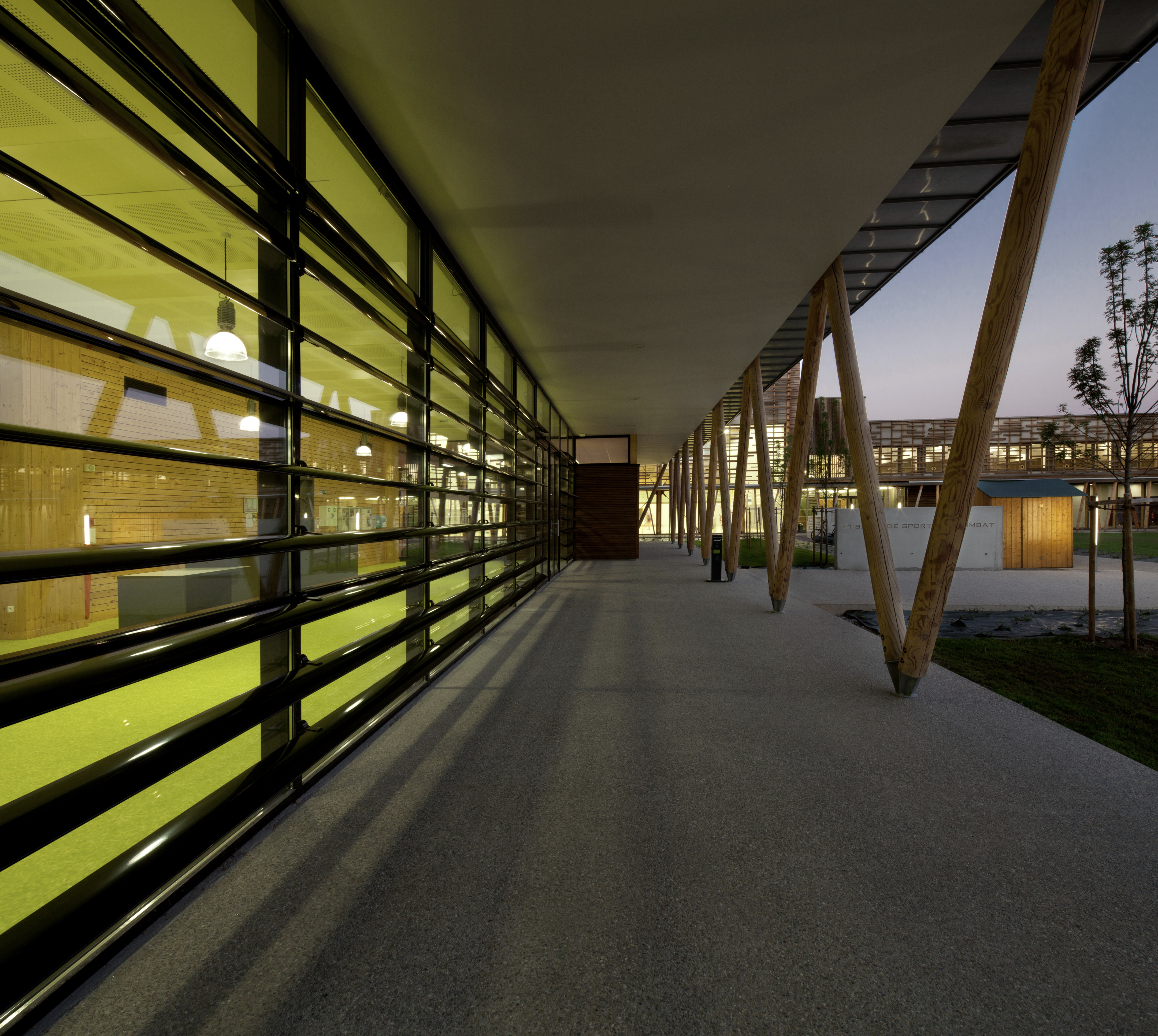 运动战斗室在 Benfeld-3