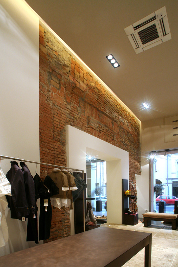 合作打造时尚精品店 展现独特设计魅力-3