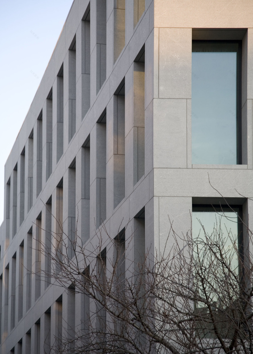 融入城市的青年旅舍,独特且实用-0