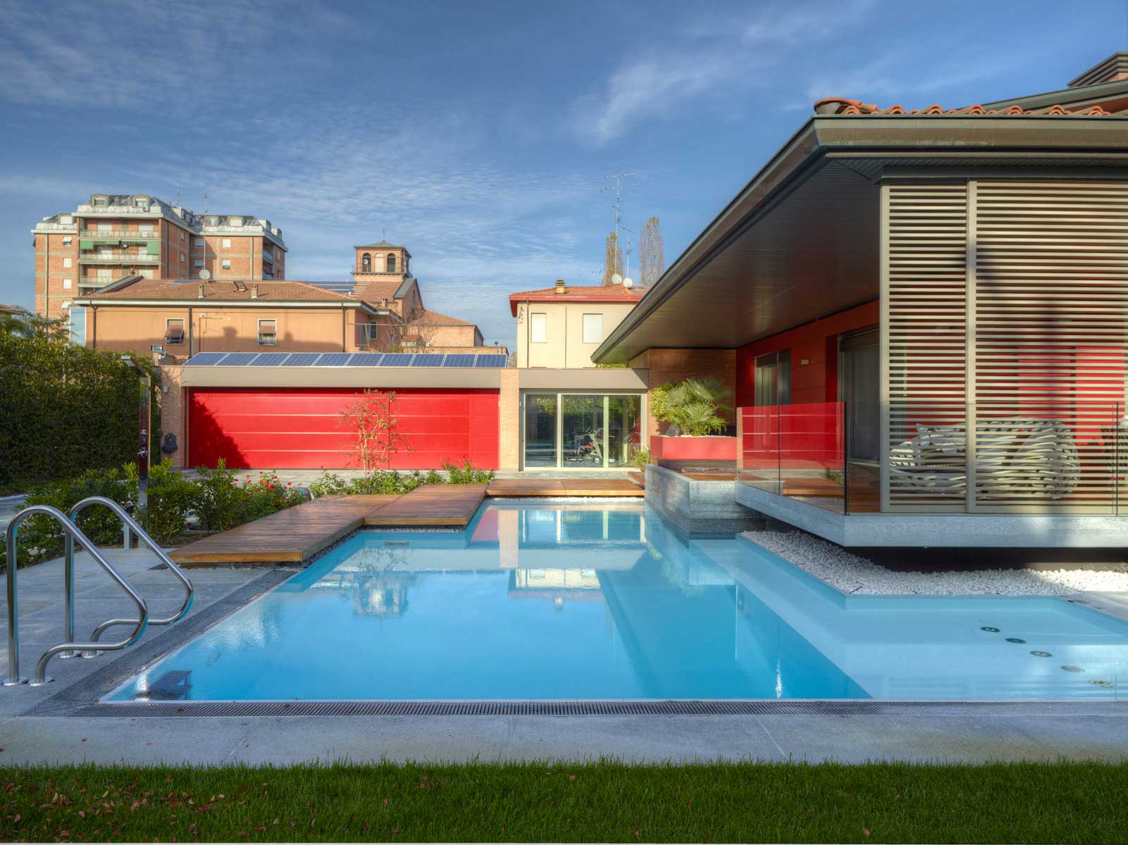 双层别墅“Villa Modena” 代简约风格融合自然光线-3