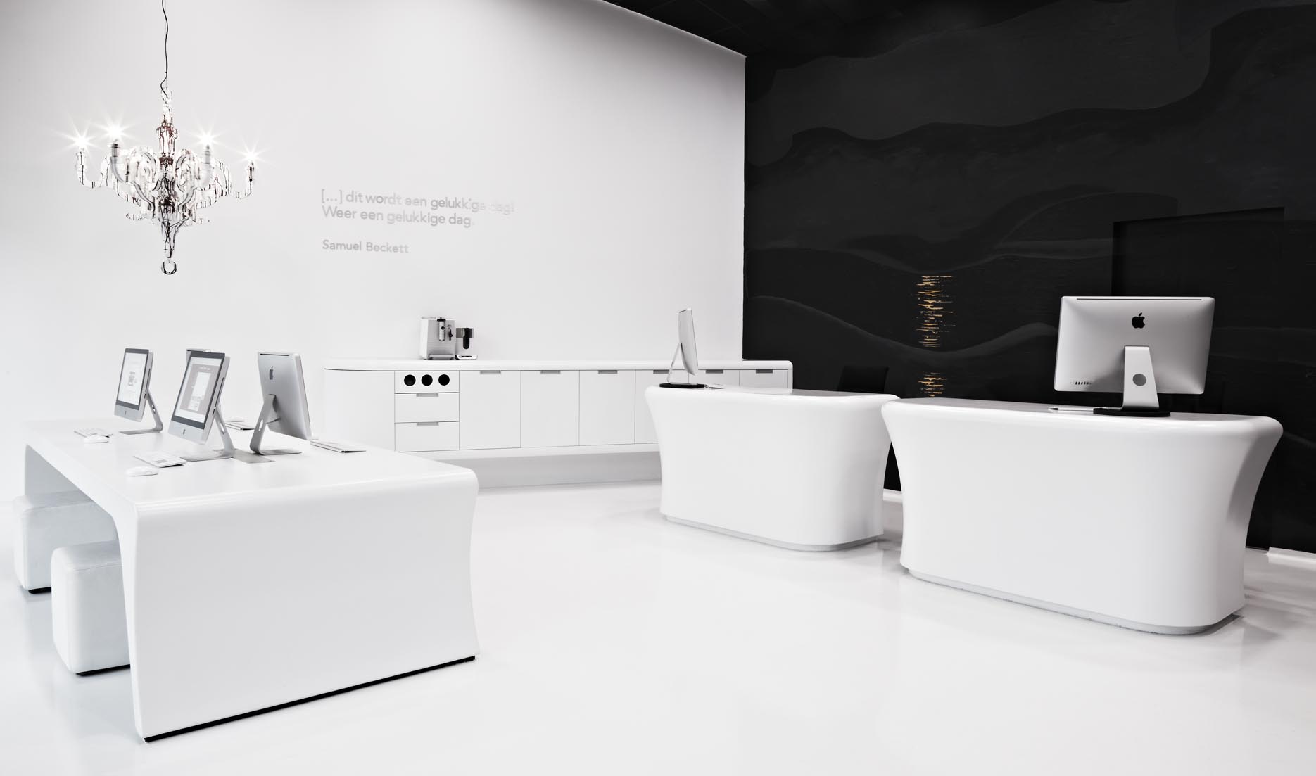 剧院空间新定义 | 融入城市生活,打造多功能文化场所-25