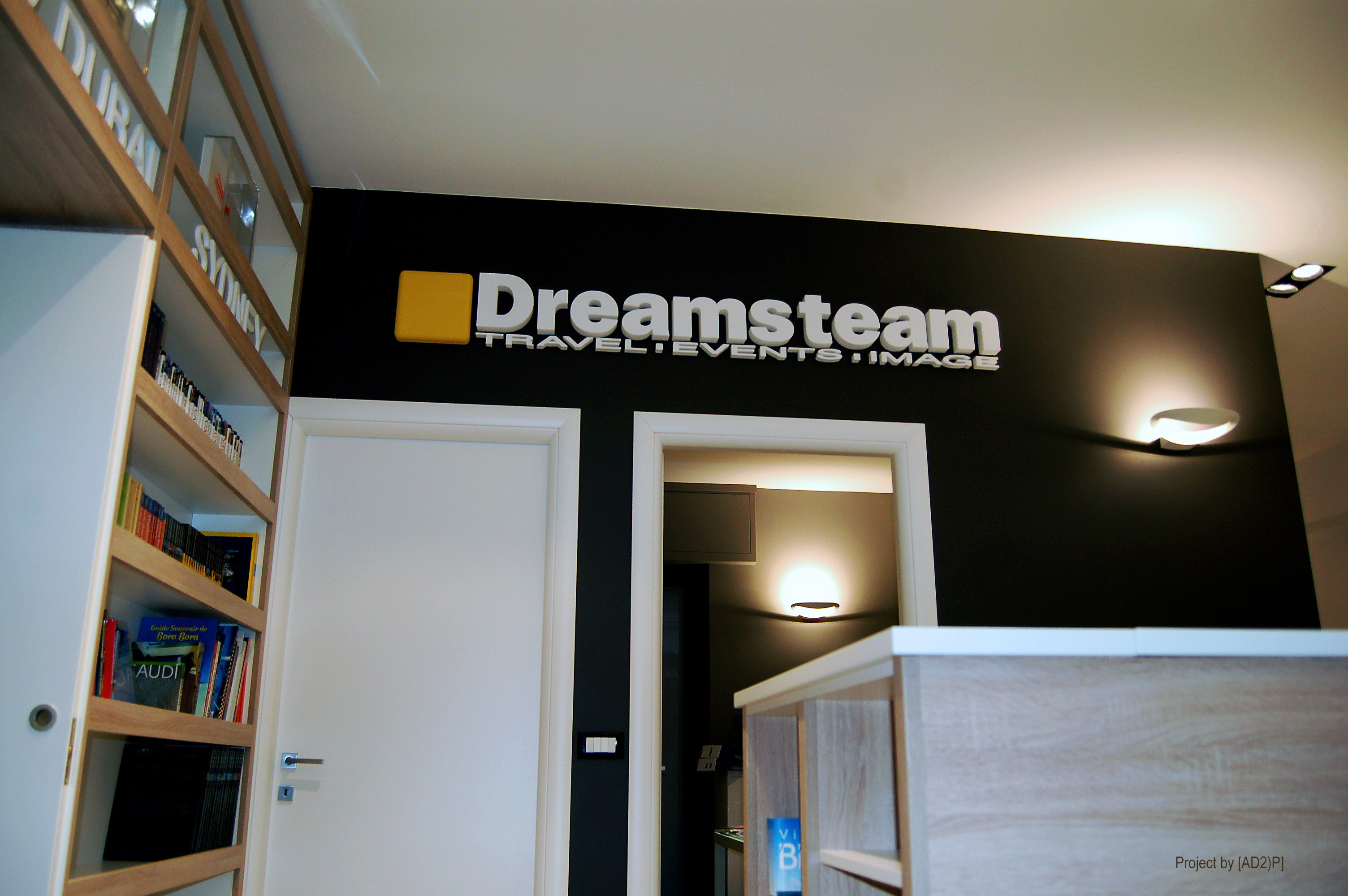 旅行代理商办公室设计-11