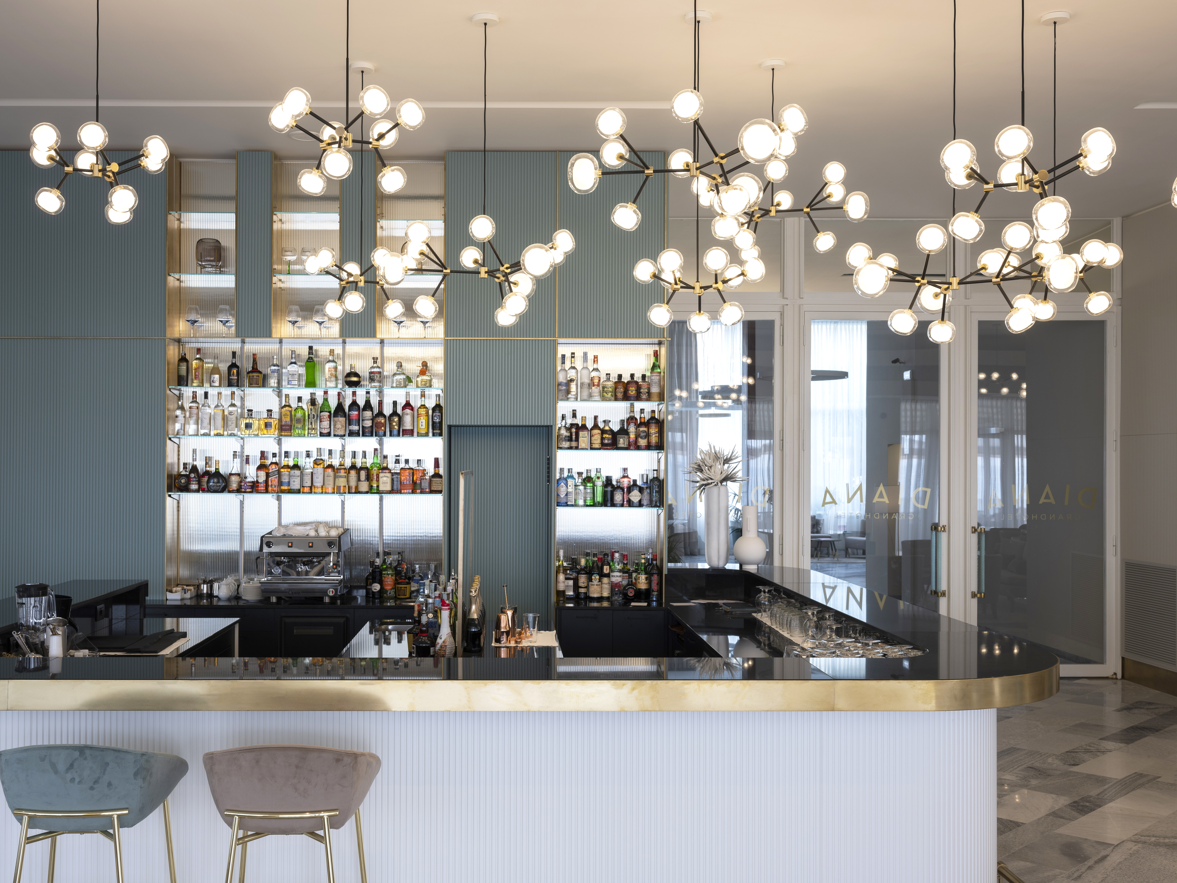 Diana Grand Hotel Alassio 餐厅与露台-3