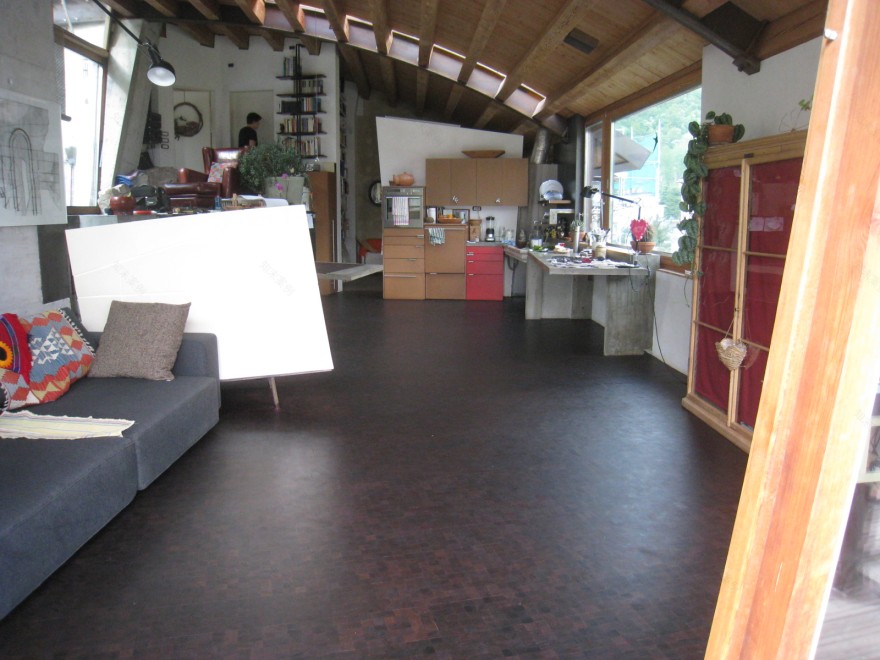 原生材料的艺术共鸣——Casa Rossaro 住宅设计-11