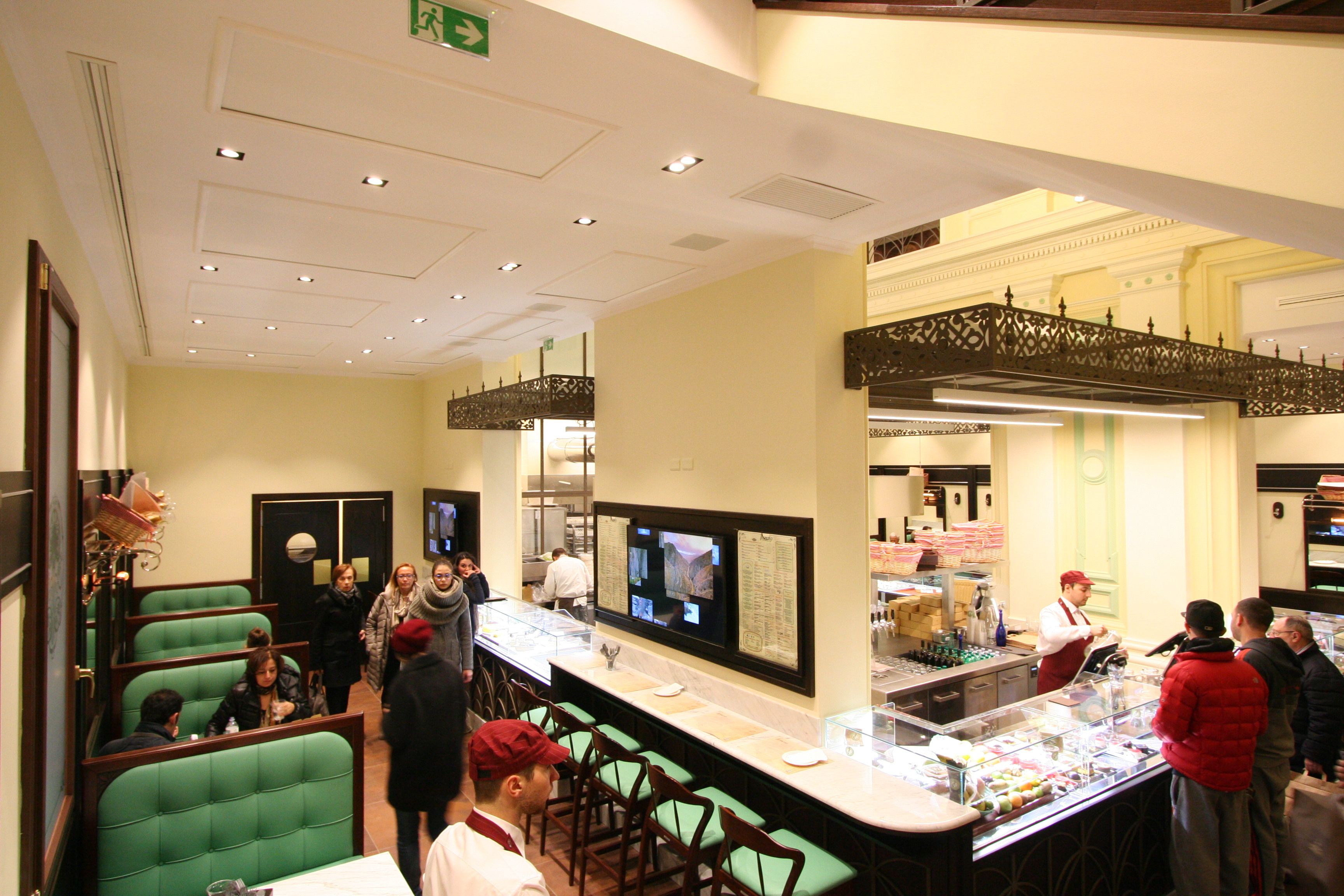 罗马的自由主义风格火车站咖啡馆——Hespresso-12