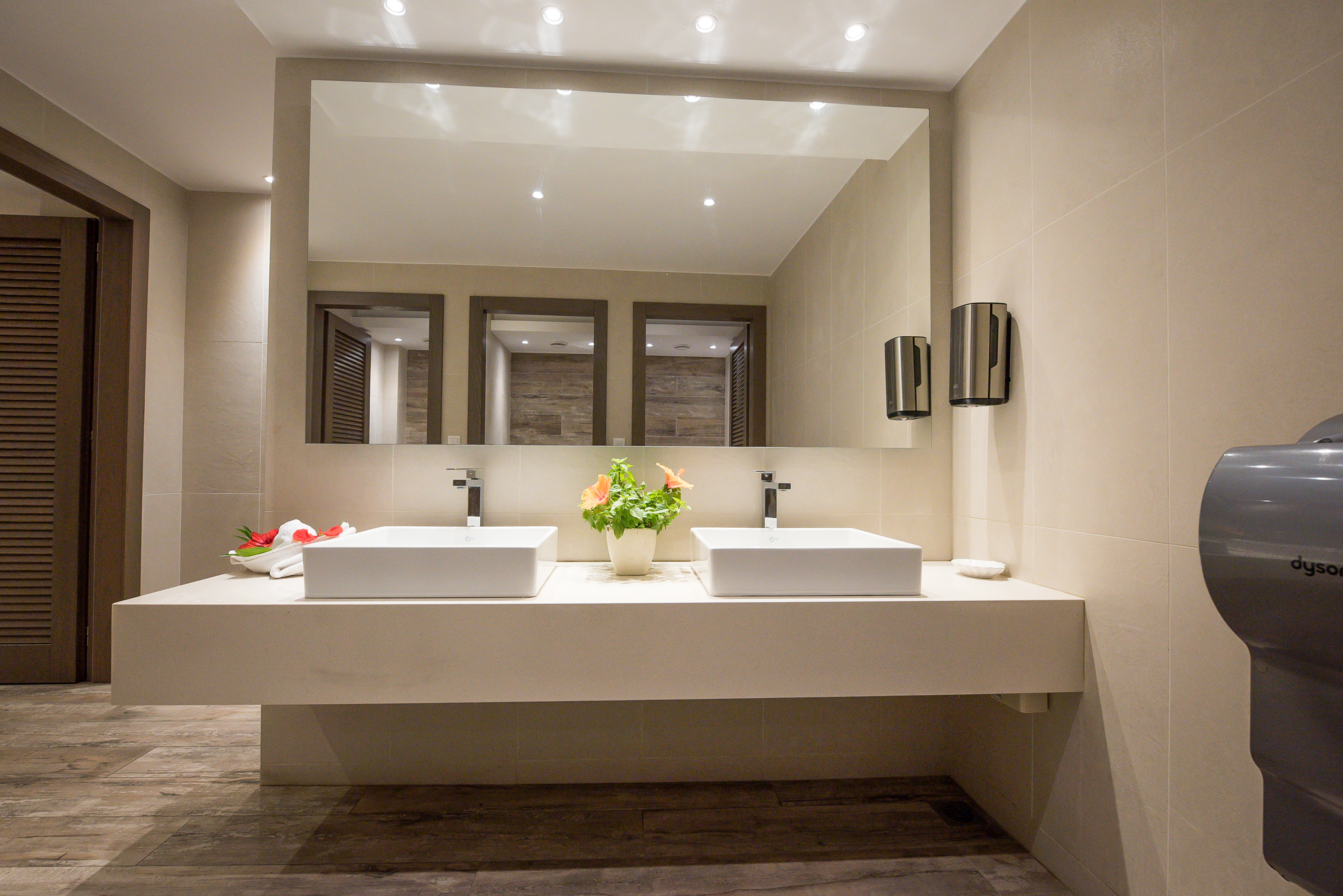 Nana Beach Hotel · Snack Bar 室内设计案例解析-28