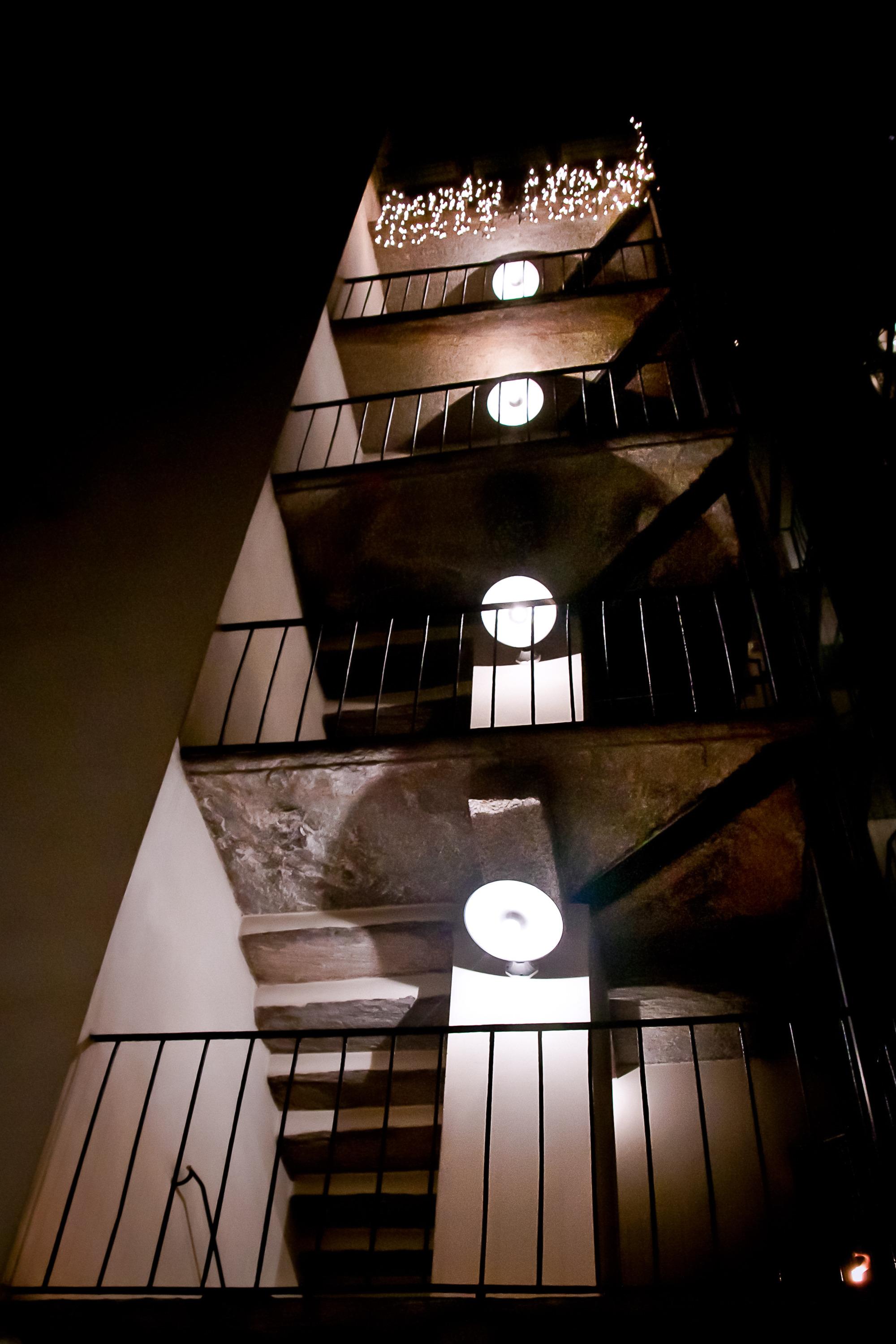 米兰精英床垫展示厅-13