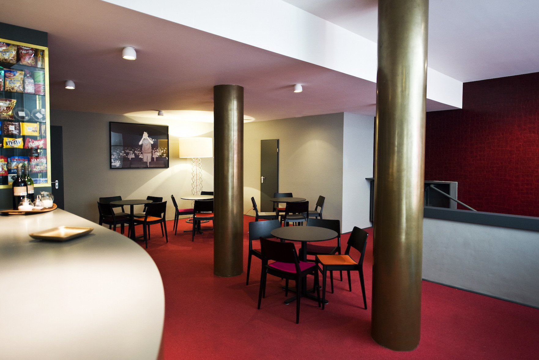 2012 年完成的影院室内设计案例-1