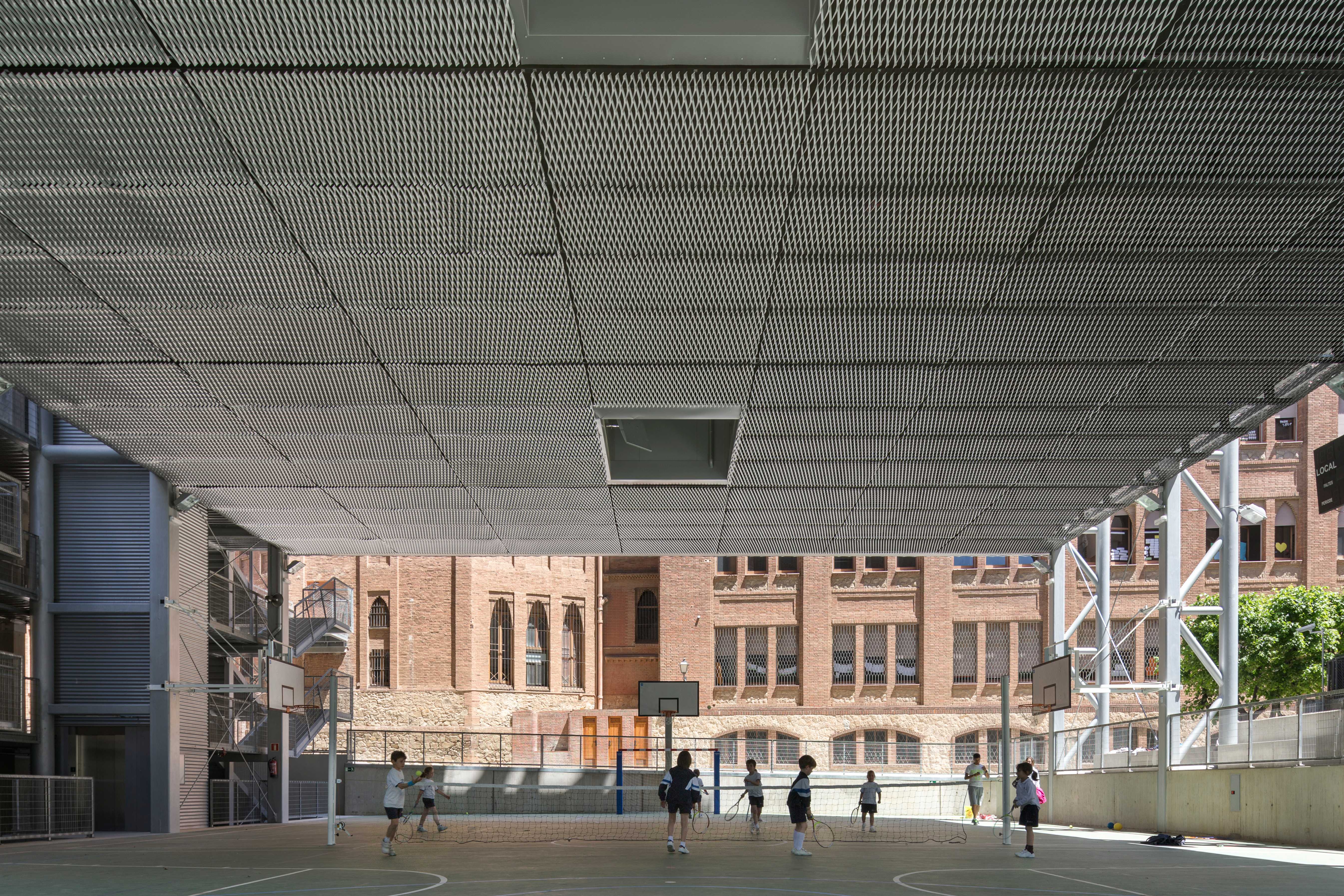 Teresiana 学校扩建，融入高迪设计元素-16