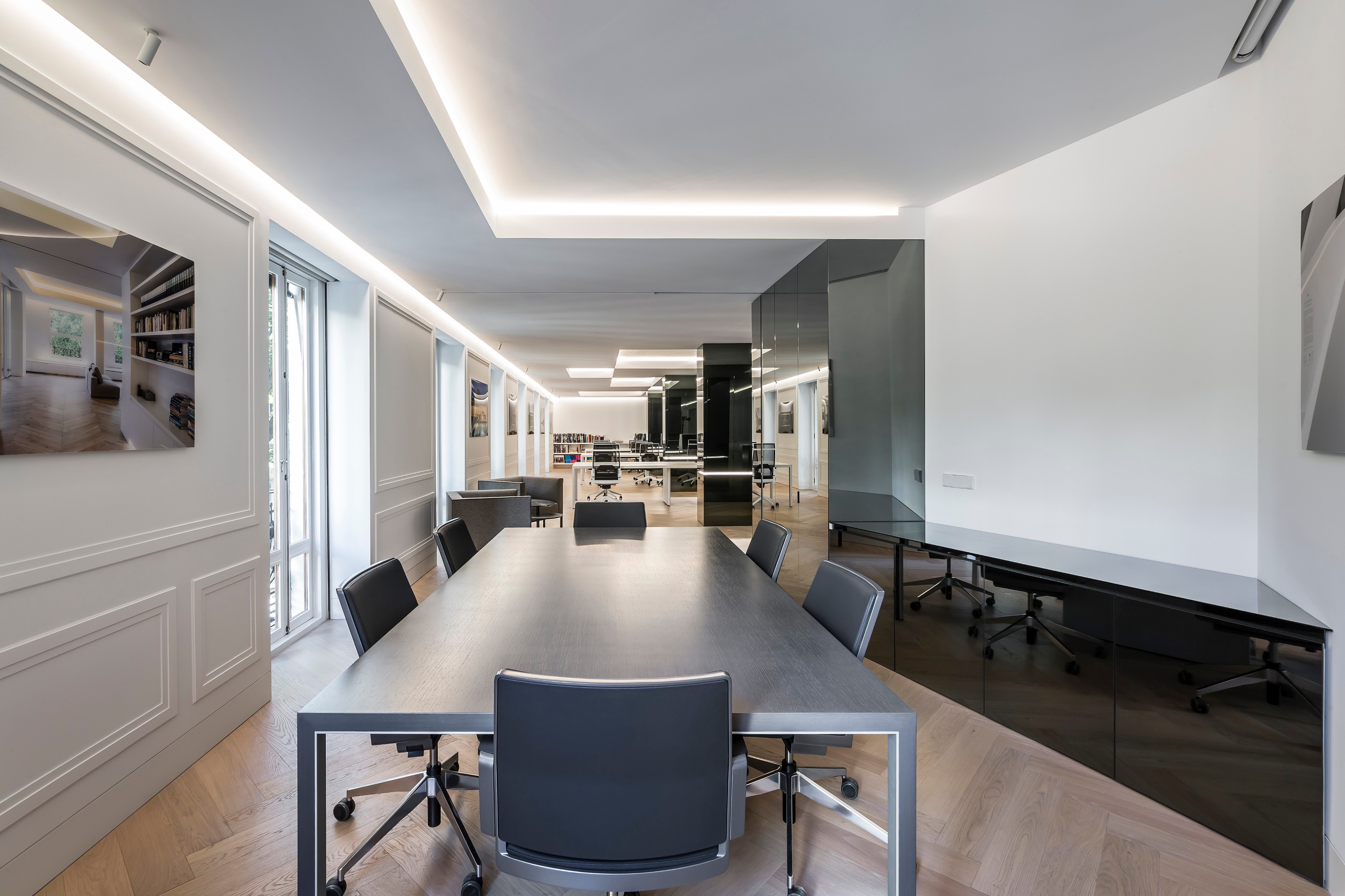 融合传统与现代的办公空间设计-2