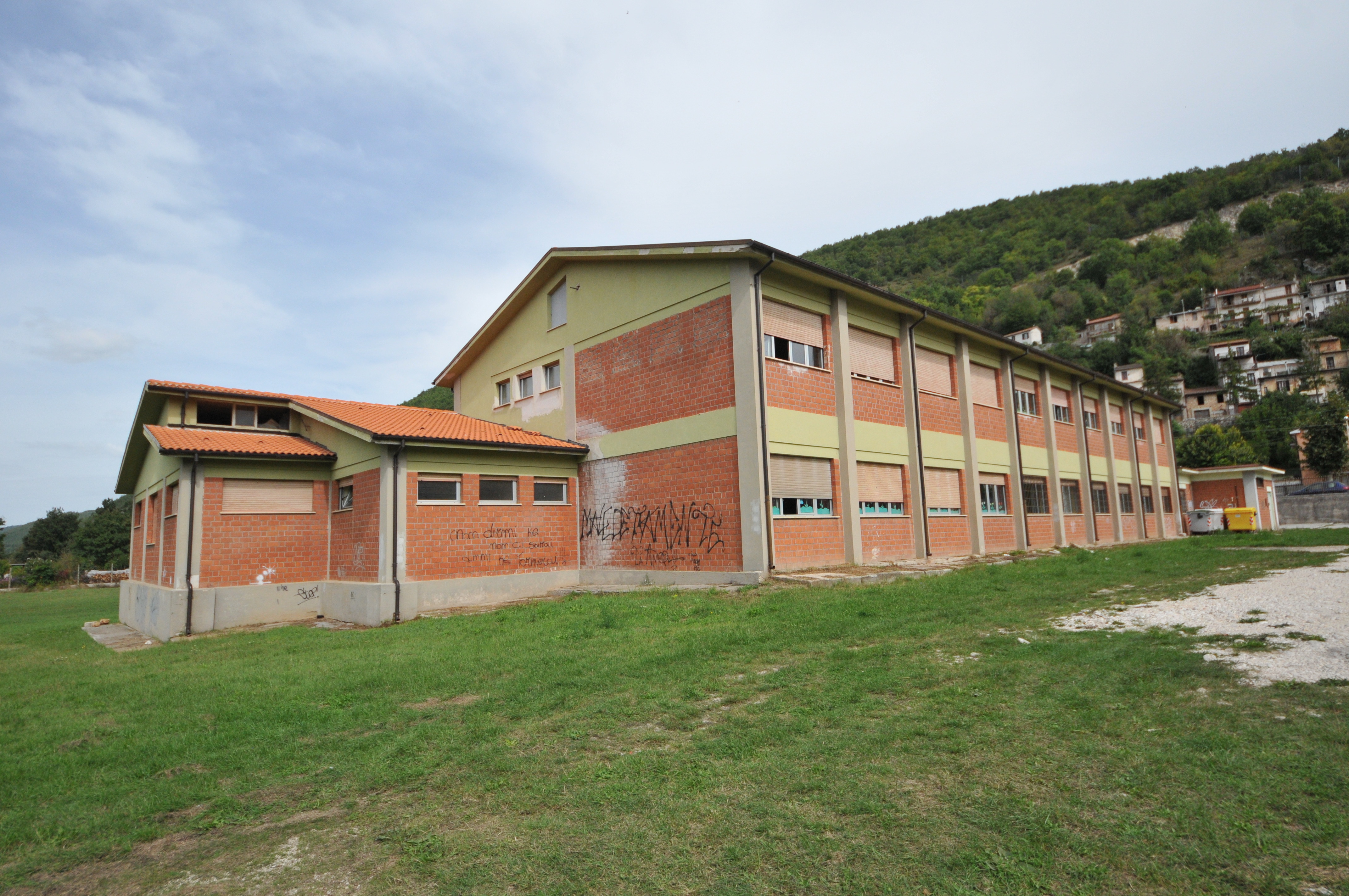 意大利学校能源改造,打造高效节能环保校园-5