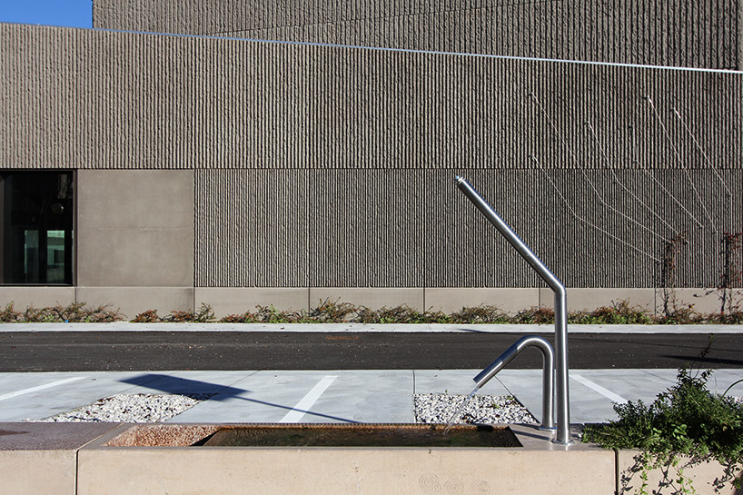 超市场建筑 | 功能与美学的完美融合-5