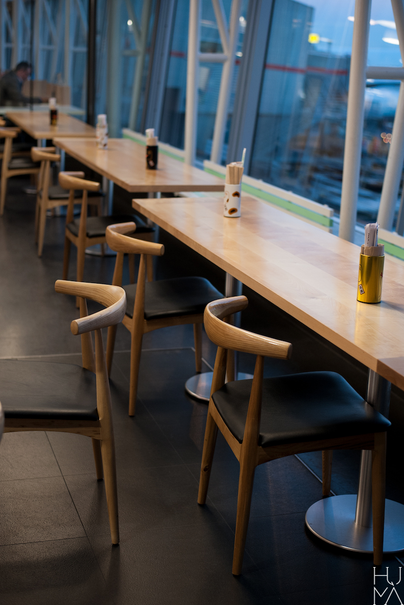 蒙特利尔机场美食广场，Humà 设计新视角-57