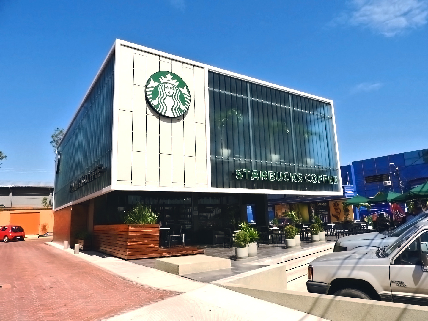 星巴克拉萨尔-3