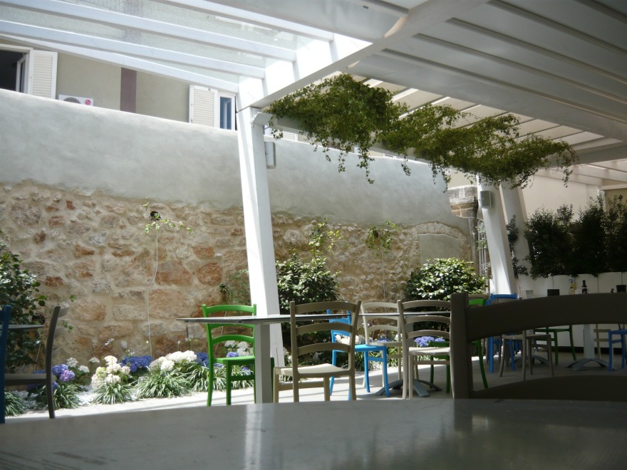 绿意盎然的城市花园——"Verde Matematico"餐厅设计-23