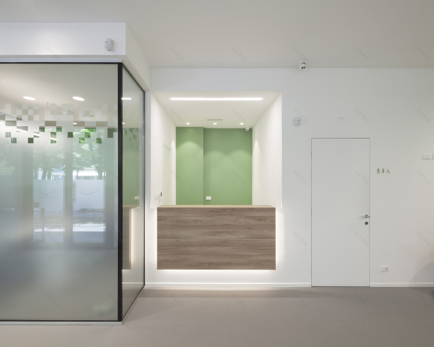 Cantarella 牙科诊所 | 自然光与色彩的巧妙运用-1