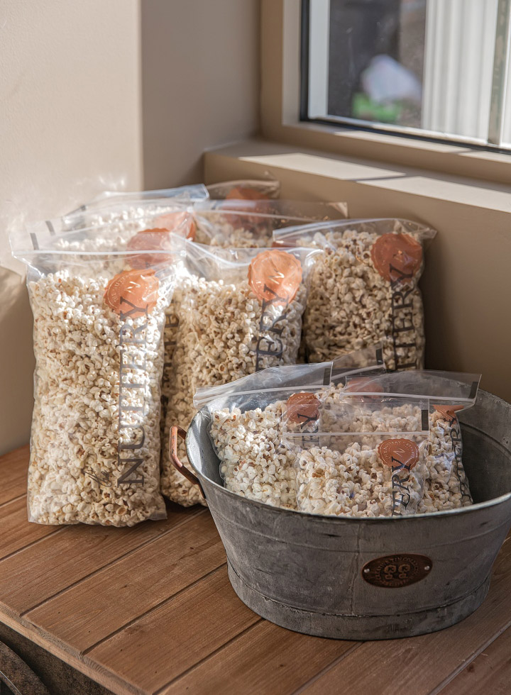 纽约The Nuttery零售食品商店-8