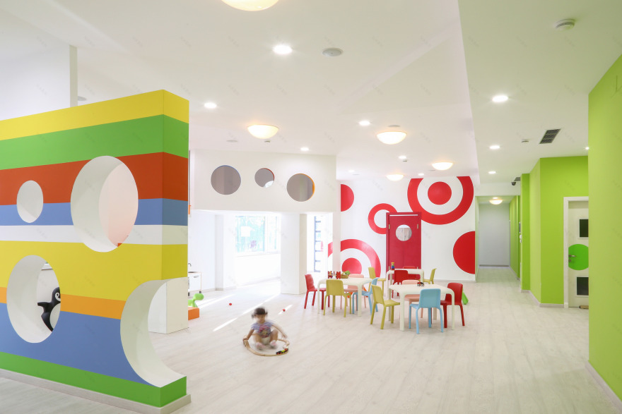 色彩斑斓的阿尔巴尼亚创新幼儿园-9