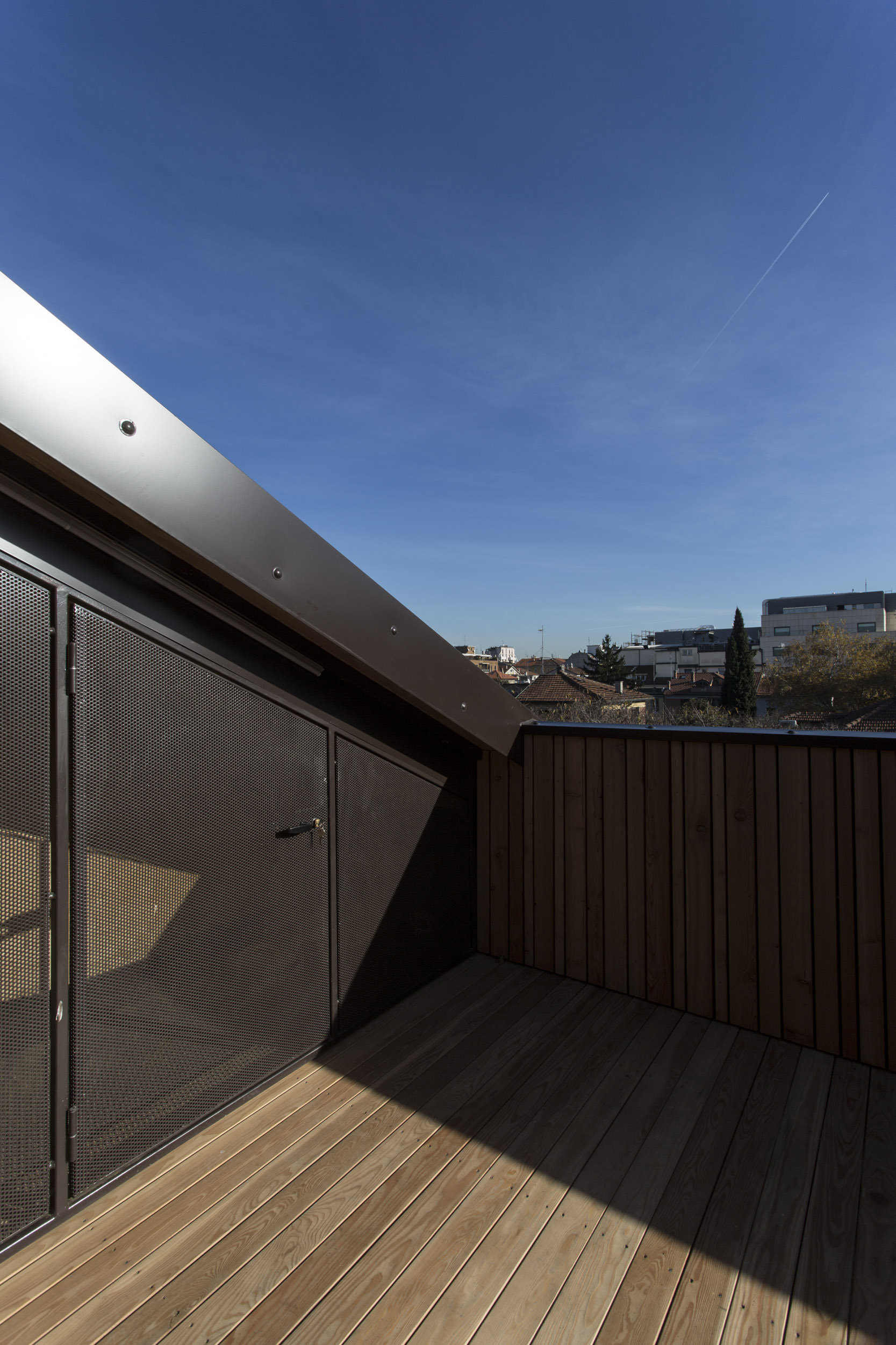 Milanese 三层住宅的翻新与扩建-3