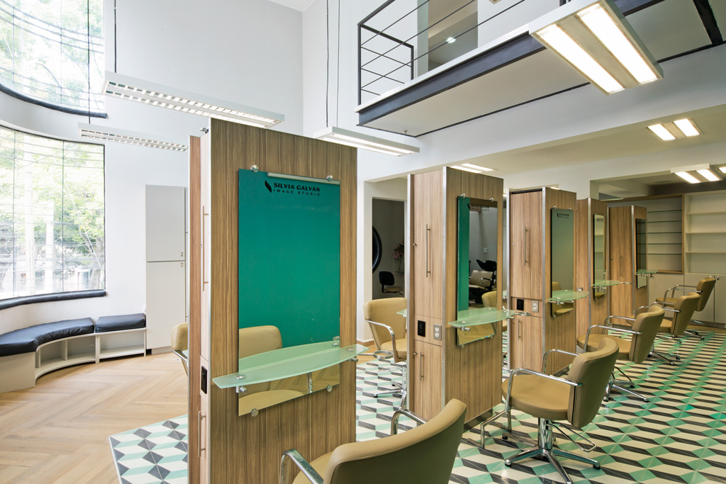 墨西哥城 Silvia Galván 康德萨美容院,历史与现代的完美融合-9