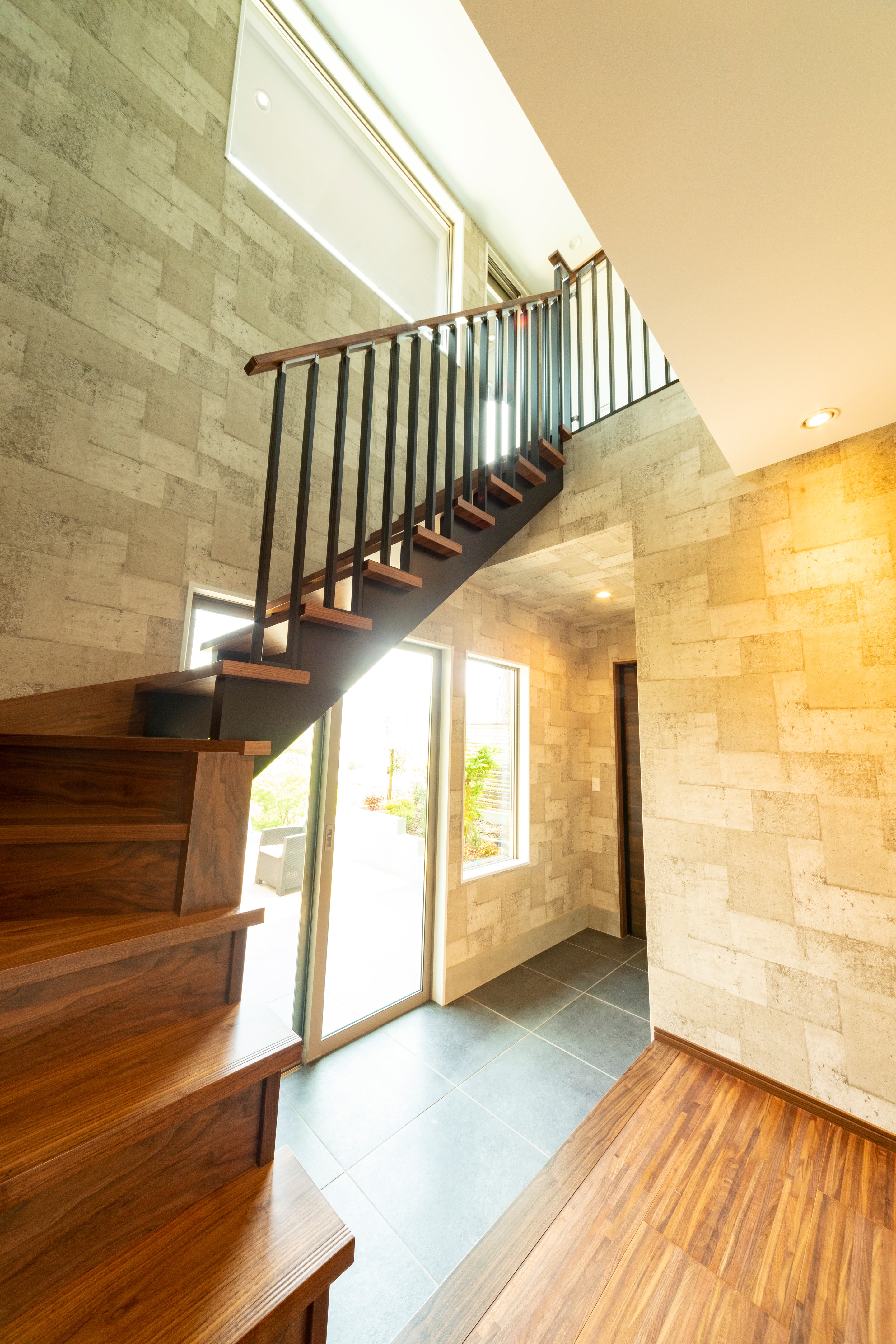 带小巷的房子-4