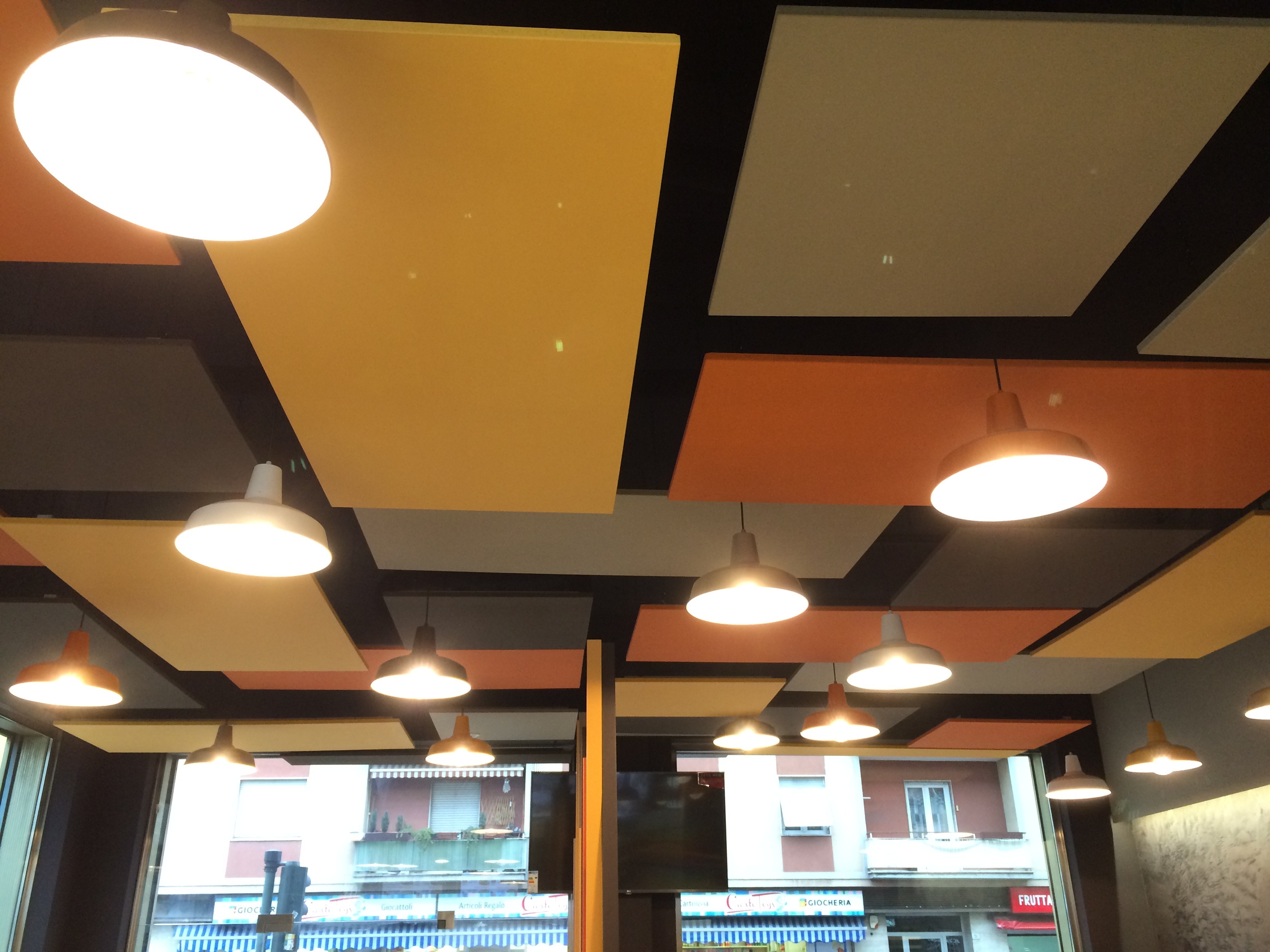 2016 年完成的 MAIR 快餐店室内设计案例-27