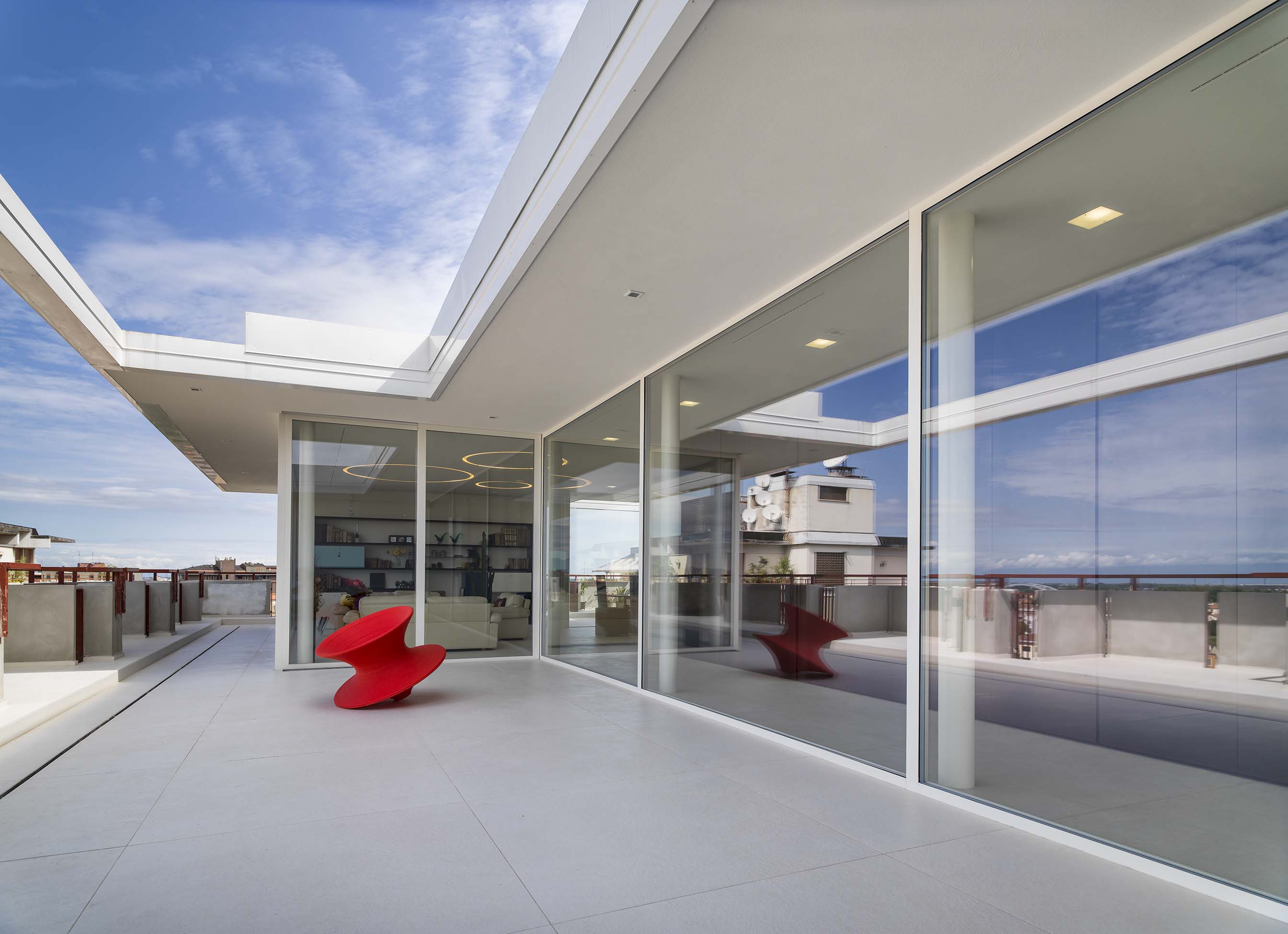 意式风情 Padova 顶层公寓的 360°全景视野-19